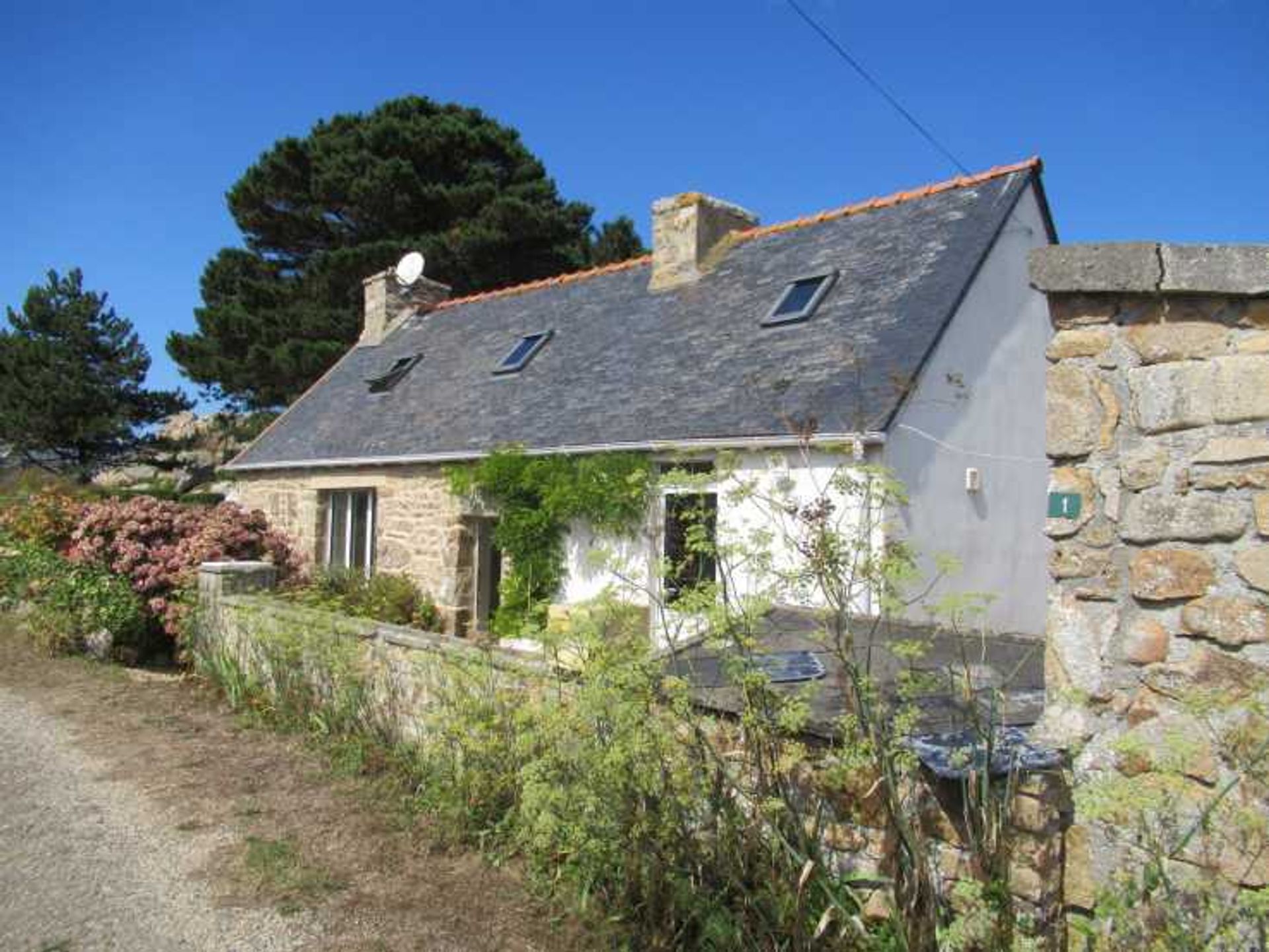 Hus i Plougrescant, Bretagne 10835489