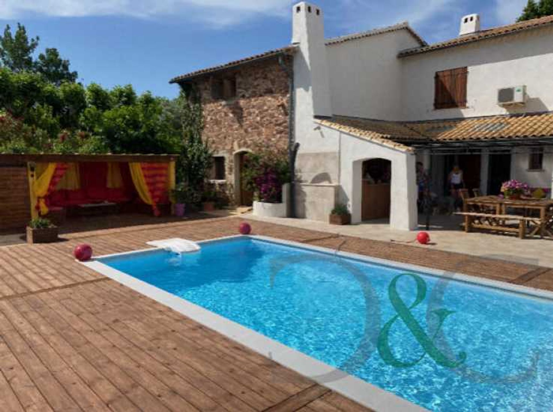 Hus i La Crau, Provence-Alpes-Cote d'Azur 10835496