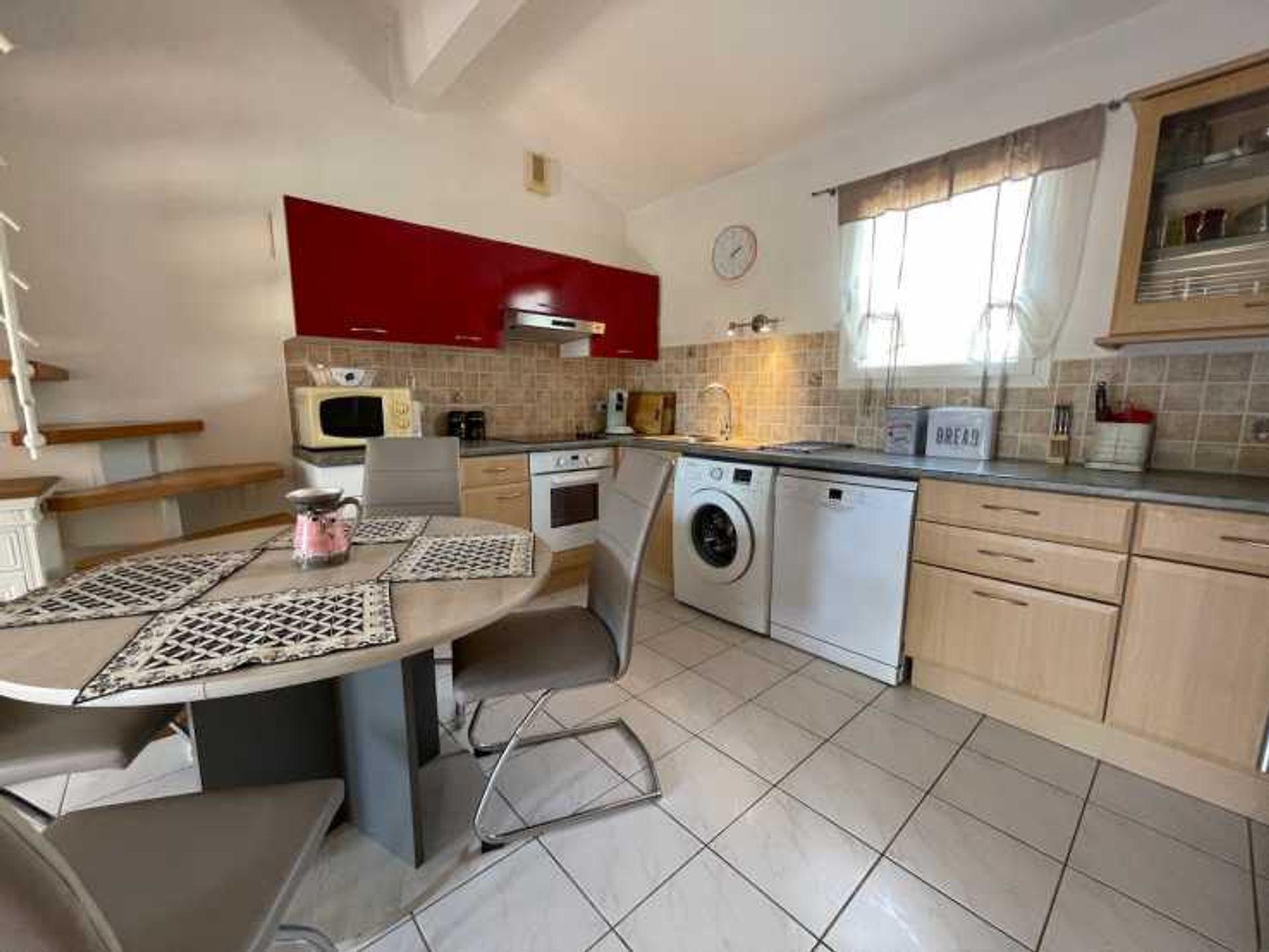 жилой дом в Roquebrune-sur-Argens, Provence-Alpes-Côte d'Azur 10835544