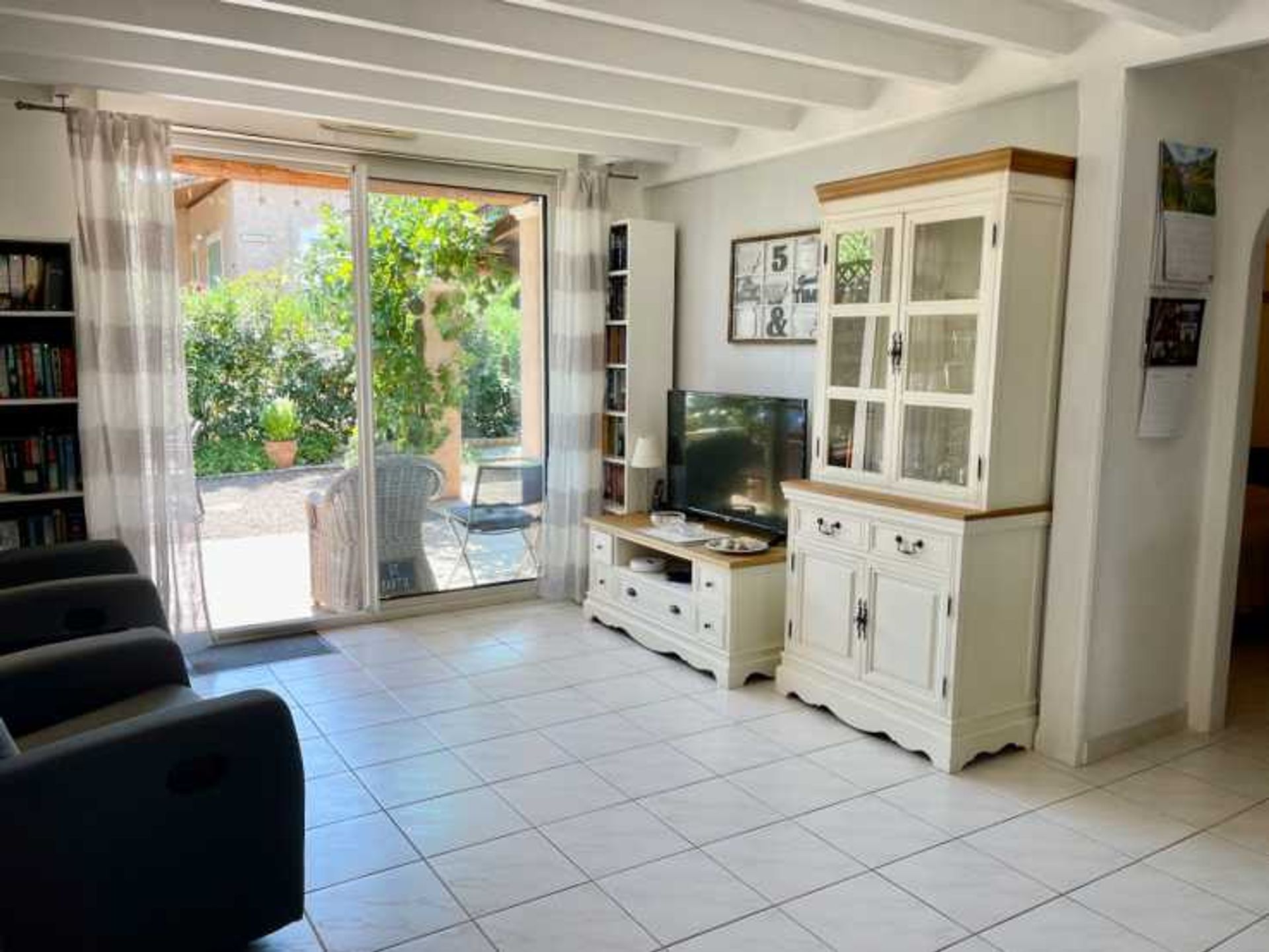 жилой дом в Roquebrune-sur-Argens, Provence-Alpes-Côte d'Azur 10835544