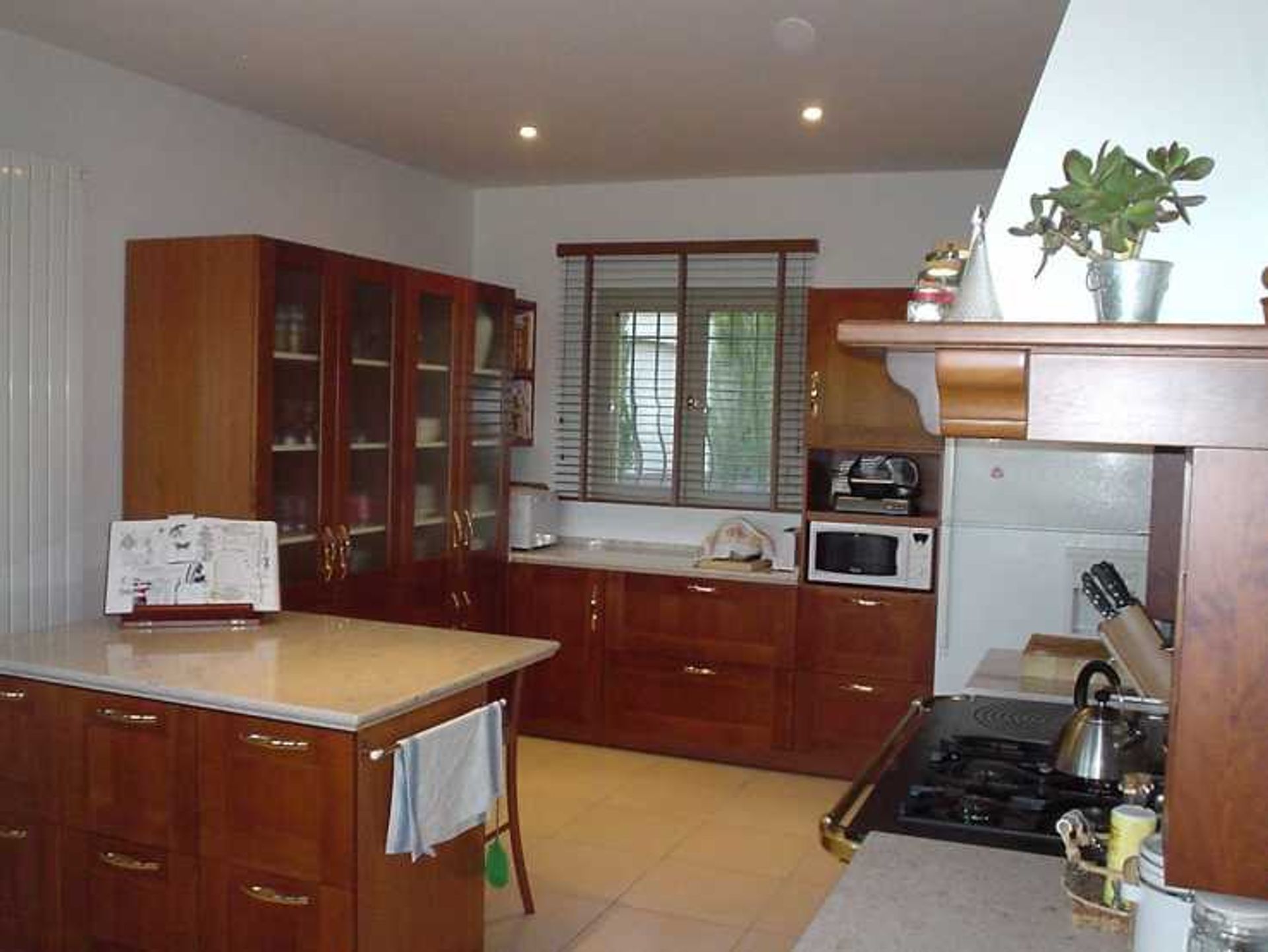 بيت في Draguignan, Provence-Alpes-Côte d'Azur 10835600