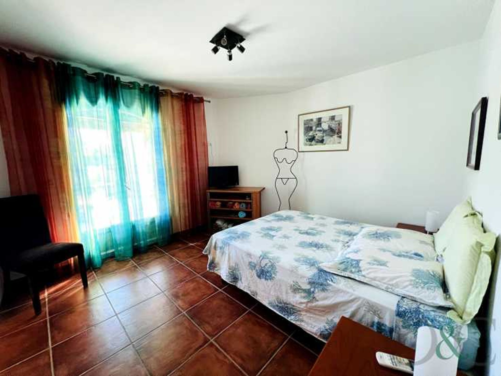 בַּיִת ב La Londe-les-Maures, Provence-Alpes-Côte d'Azur 10835623