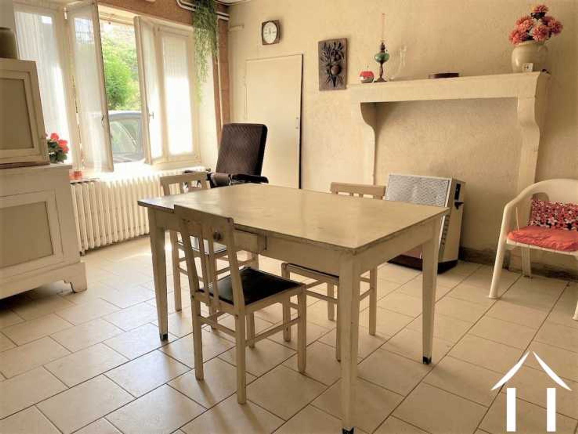 Кондоминиум в Saisy, Bourgogne-Franche-Comté 10835637