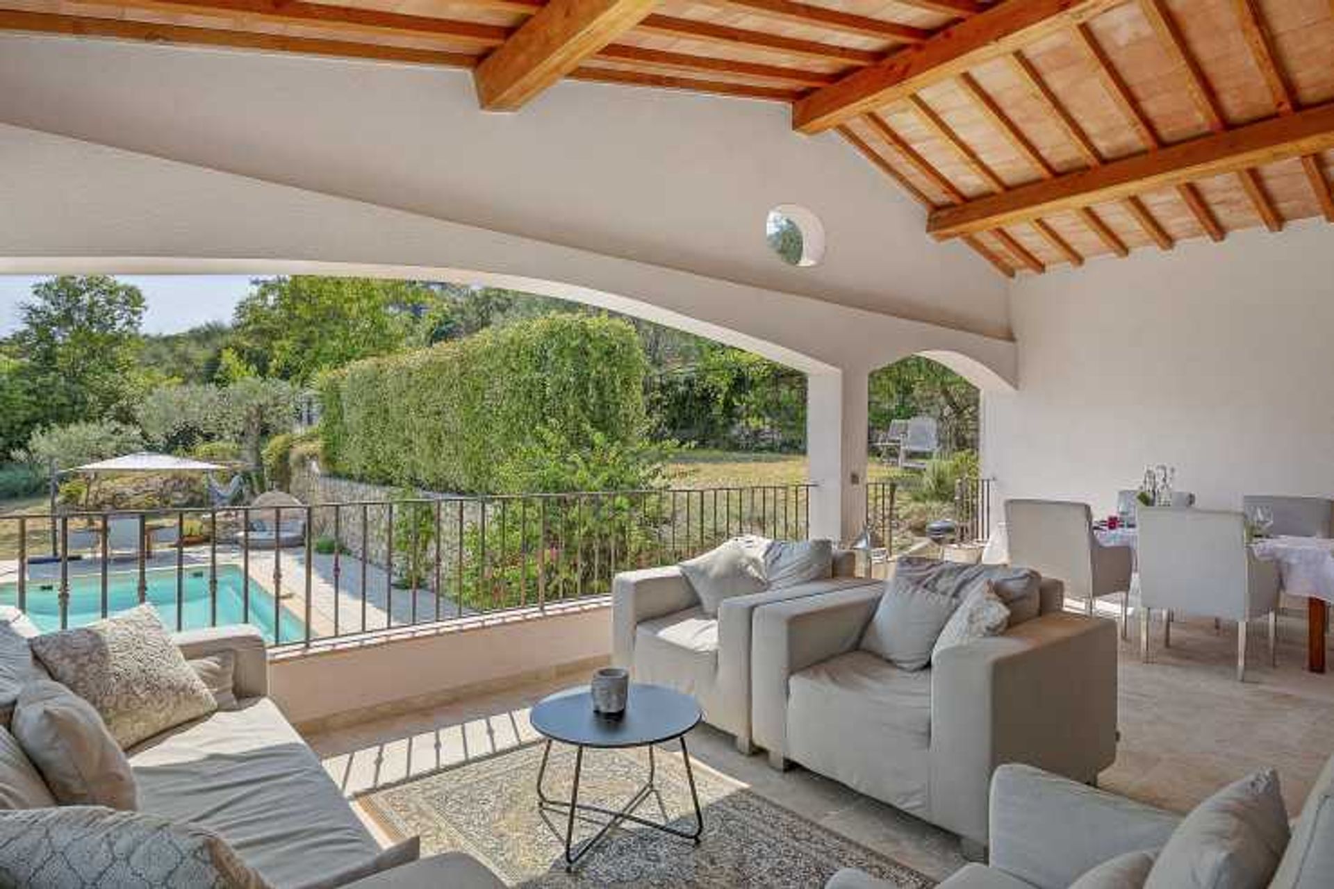 Будинок в Grasse, Provence-Alpes-Côte d'Azur 10835694