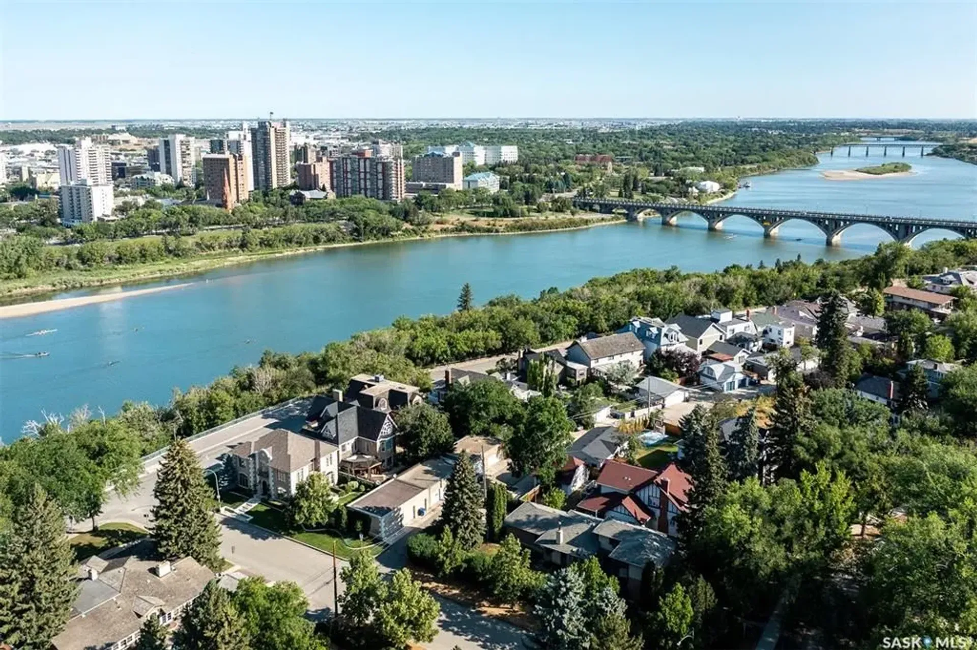 Hus i Saskatoon, Saskatchewan 10835757