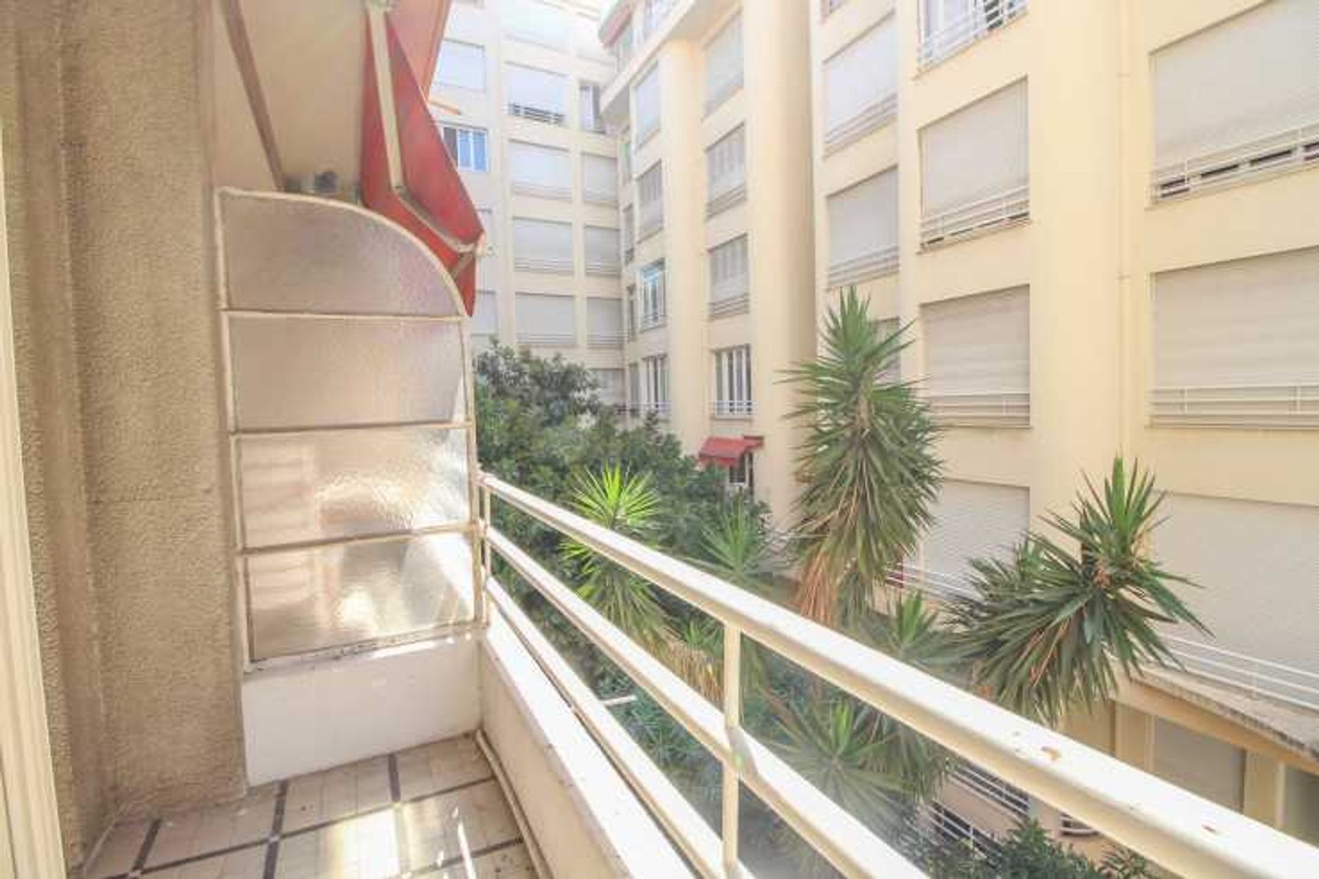 Kondominium dalam Nice, Provence-Alpes-Côte d'Azur 10835972