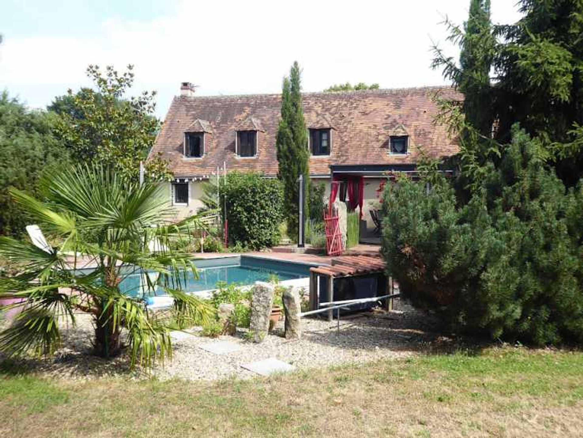 Hus i Neuvy-Saint-Sepulchre, Centre-Val de Loire 10836024