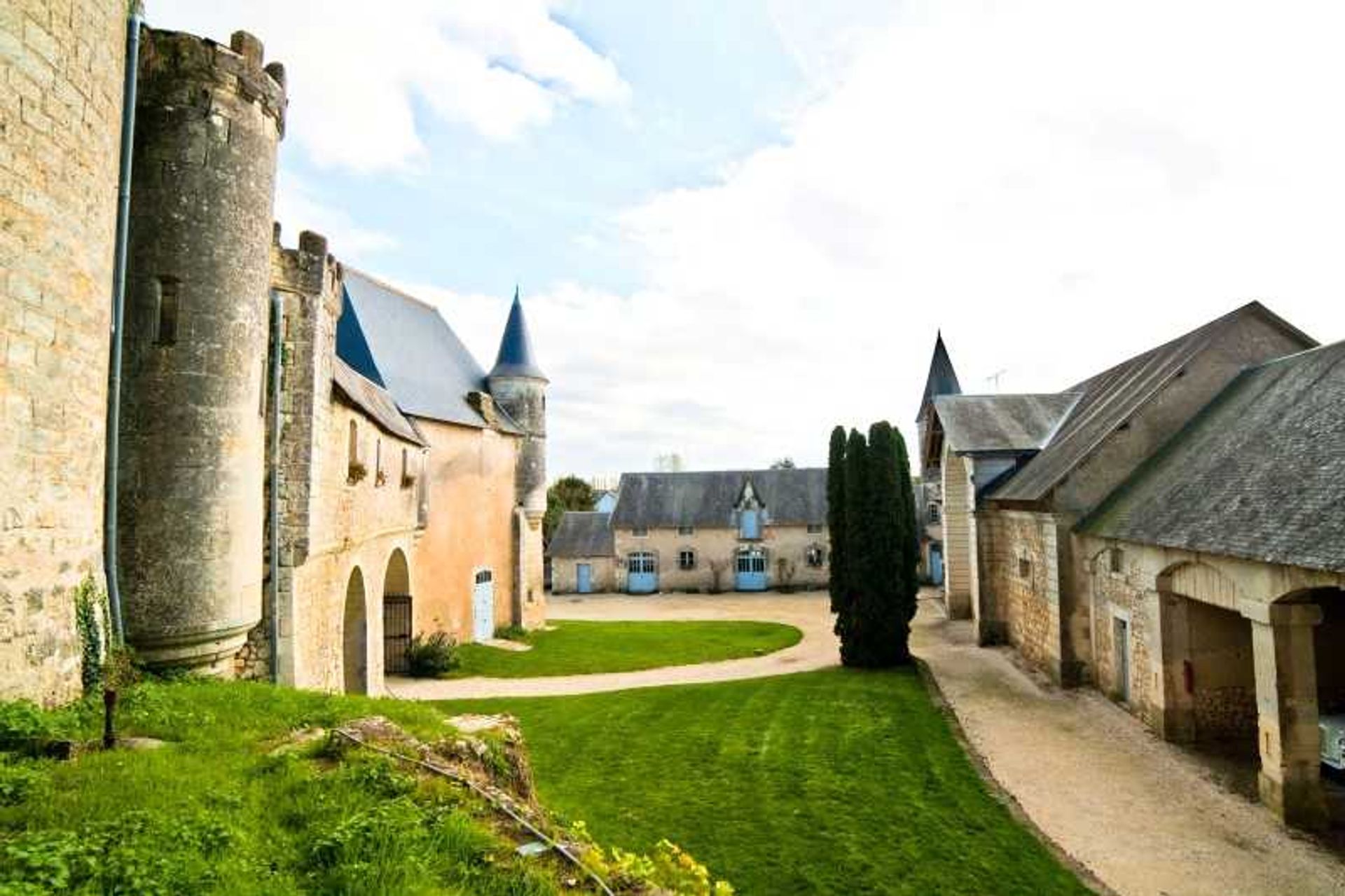 Andere im Loches, Centre-Val de Loire 10836114