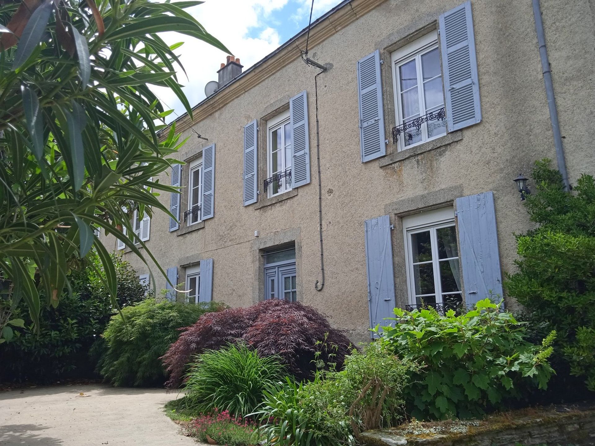 casa no La Chataigneraie, País do Loire 10836238