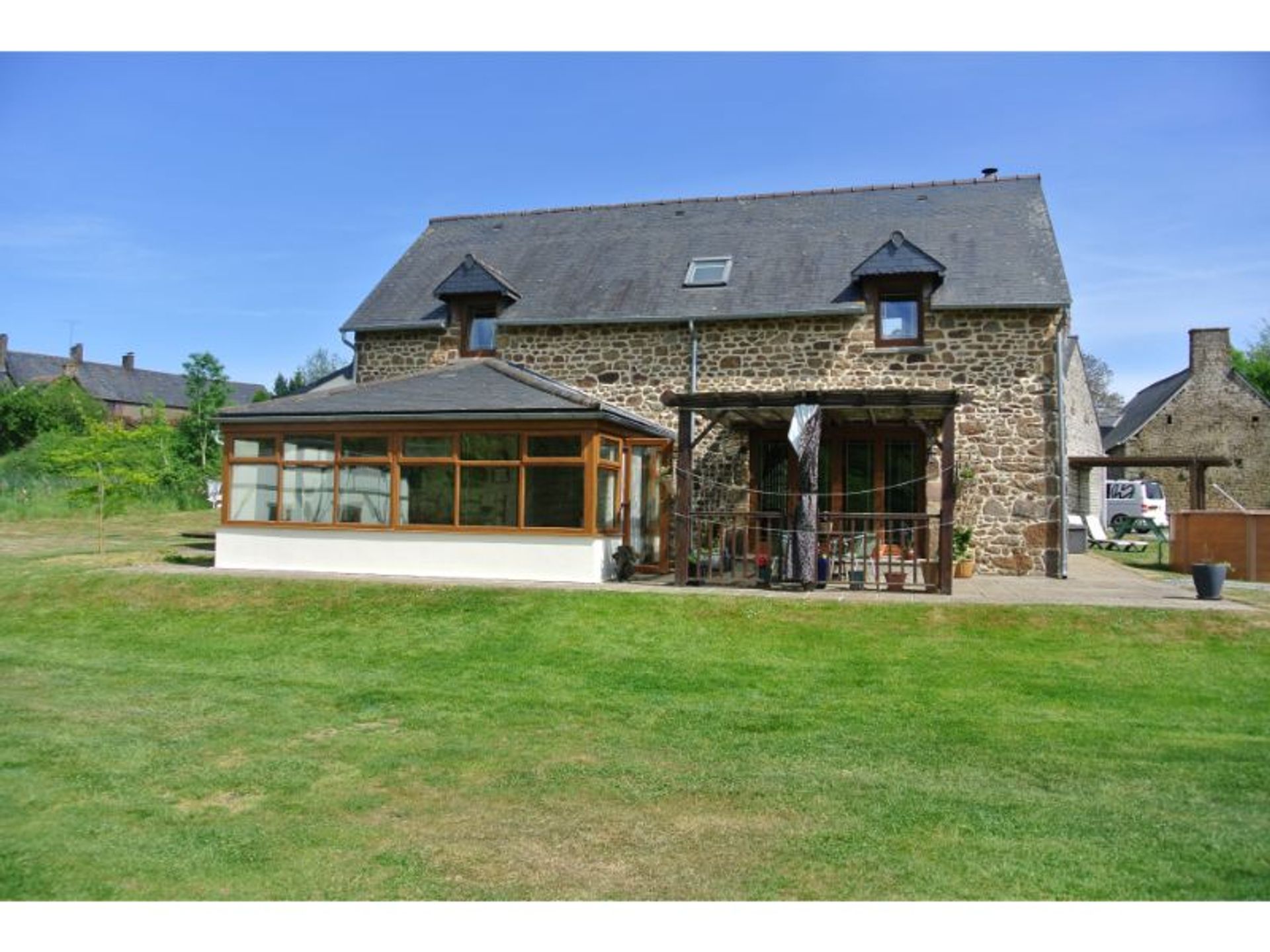 Hus i Lassay-les-Chateaux, Pays de la Loire 10836269