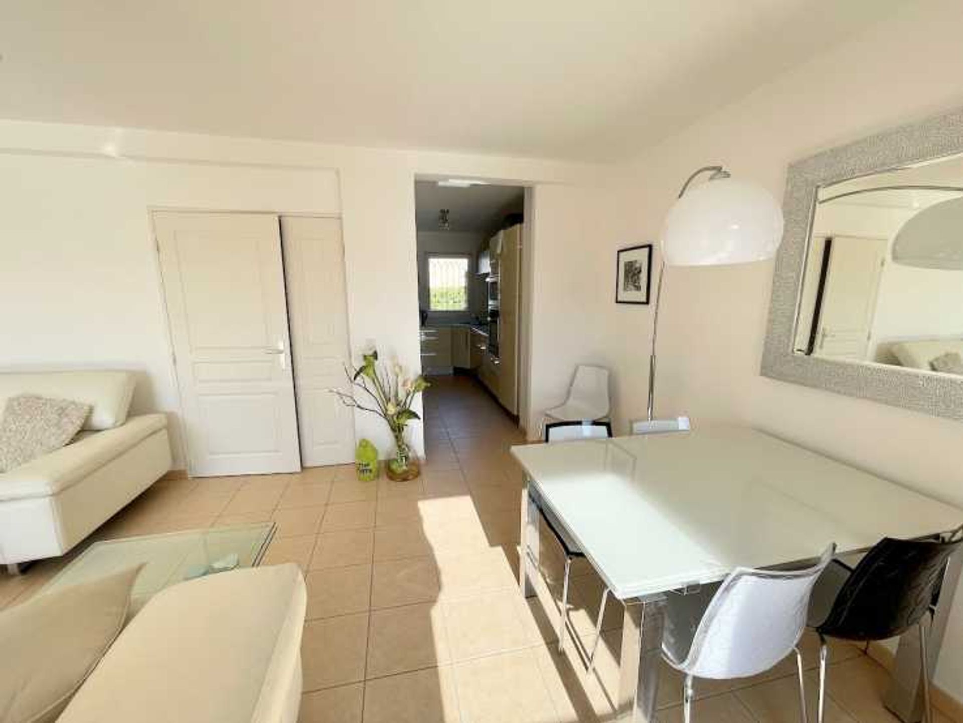 σπίτι σε Roquebrune-sur-Argens, Provence-Alpes-Côte d'Azur 10836341