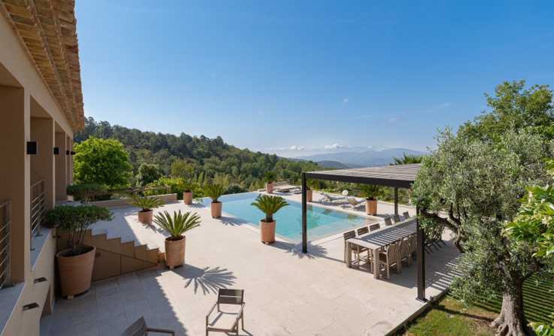 House in La Garde-Freinet, Provence-Alpes-Côte d'Azur 10836372