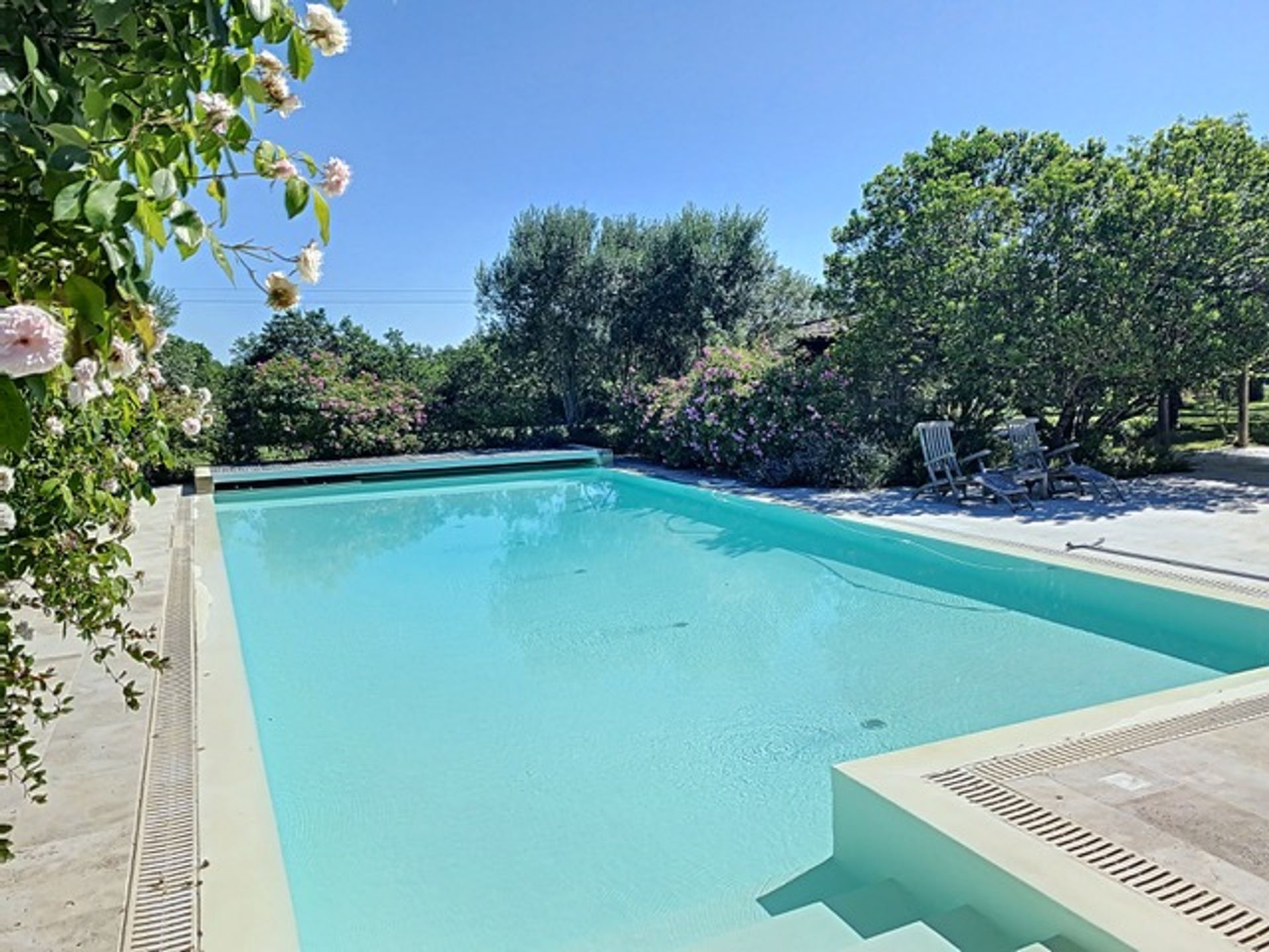 Casa nel Cordes-sur-Ciel, Occitanie 10836439