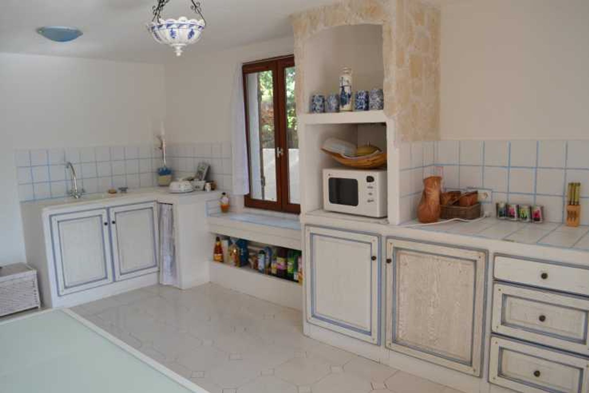 House in Saint-Paul-en-Forêt, Provence-Alpes-Côte d'Azur 10836445