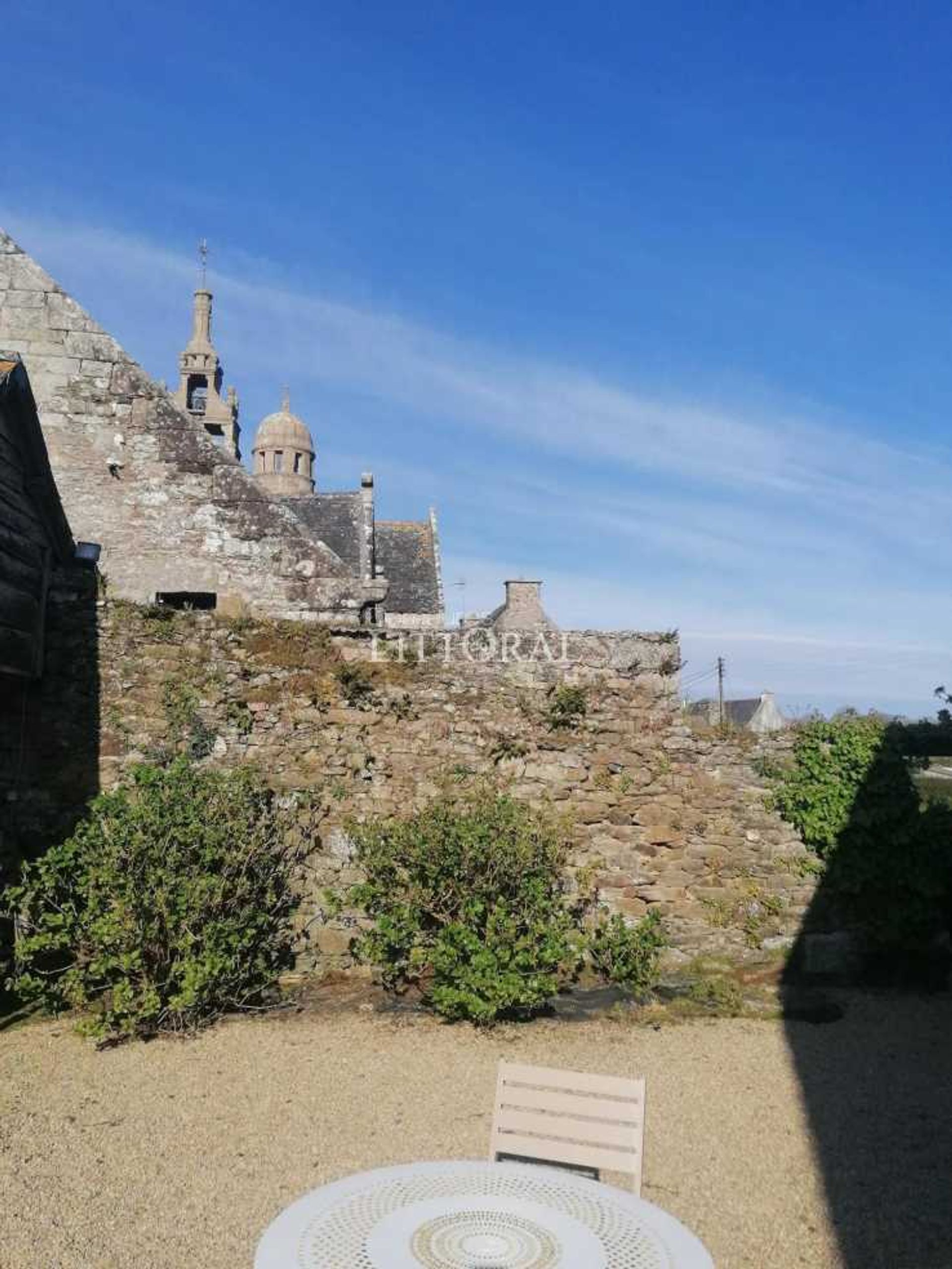 Hus i Lannion, Bretagne 10836663