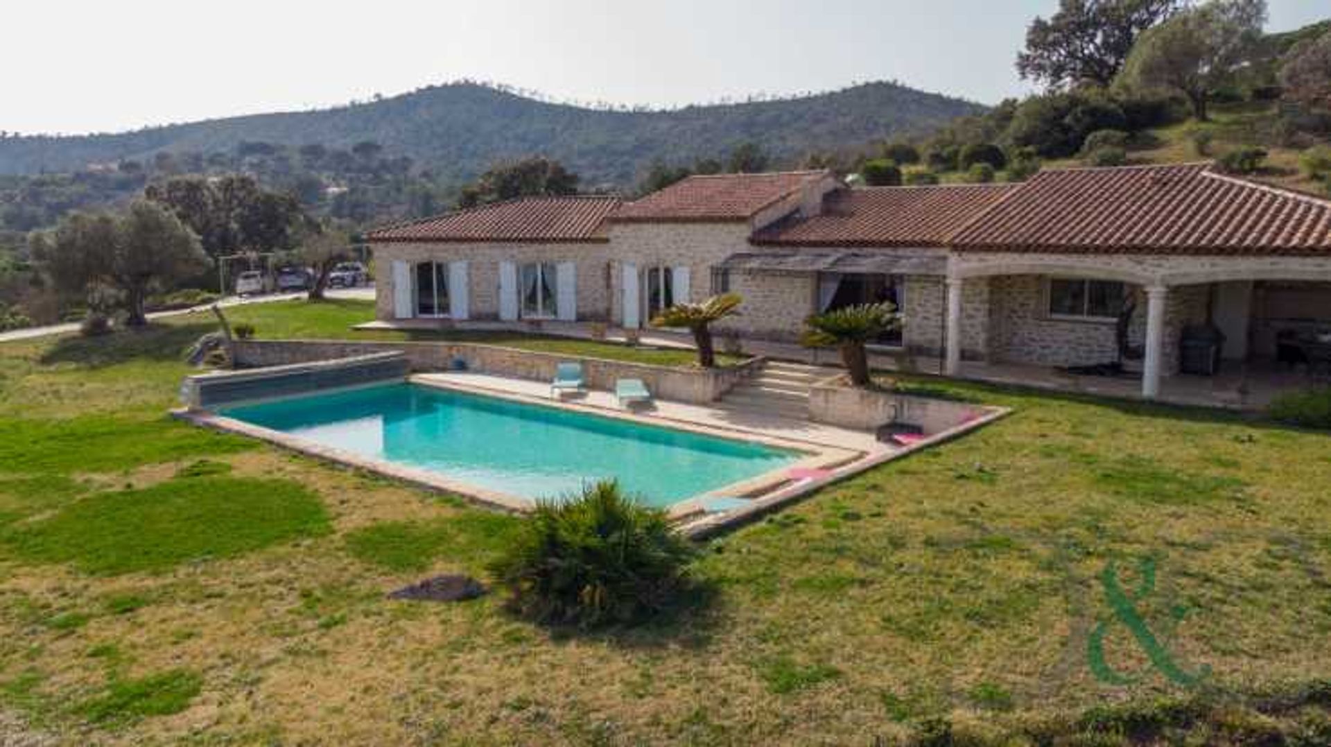 House in Bormes-les-Mimosas, Provence-Alpes-Côte d'Azur 10836745