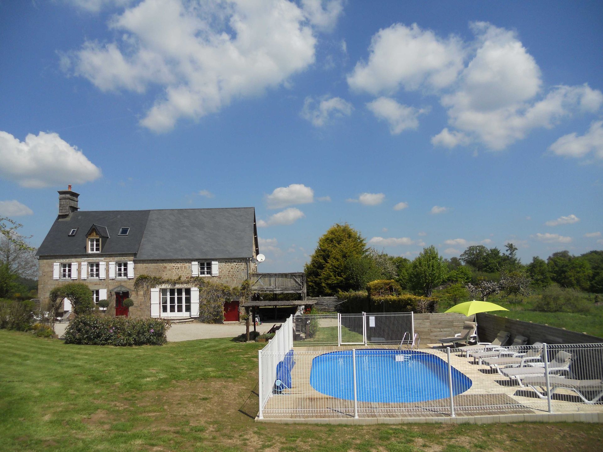 casa en Sourdeval, Normandy 10836843