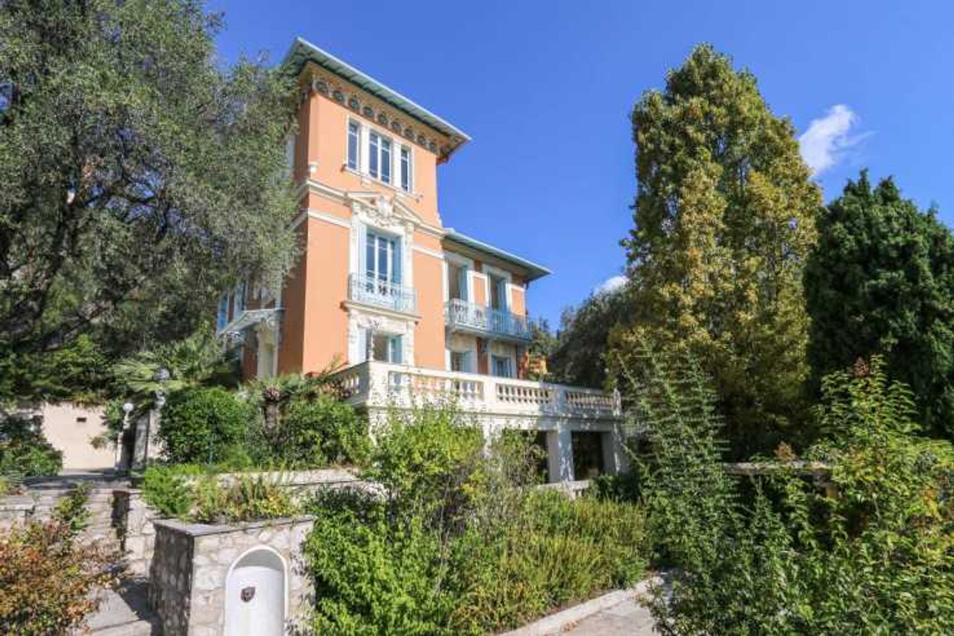 Hus i Menton, Provence-Alpes-Cote d'Azur 10836869