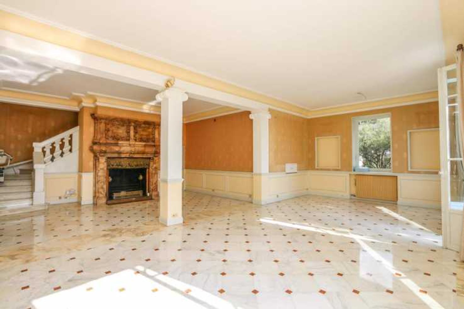 House in Menton, Provence-Alpes-Côte d'Azur 10836869