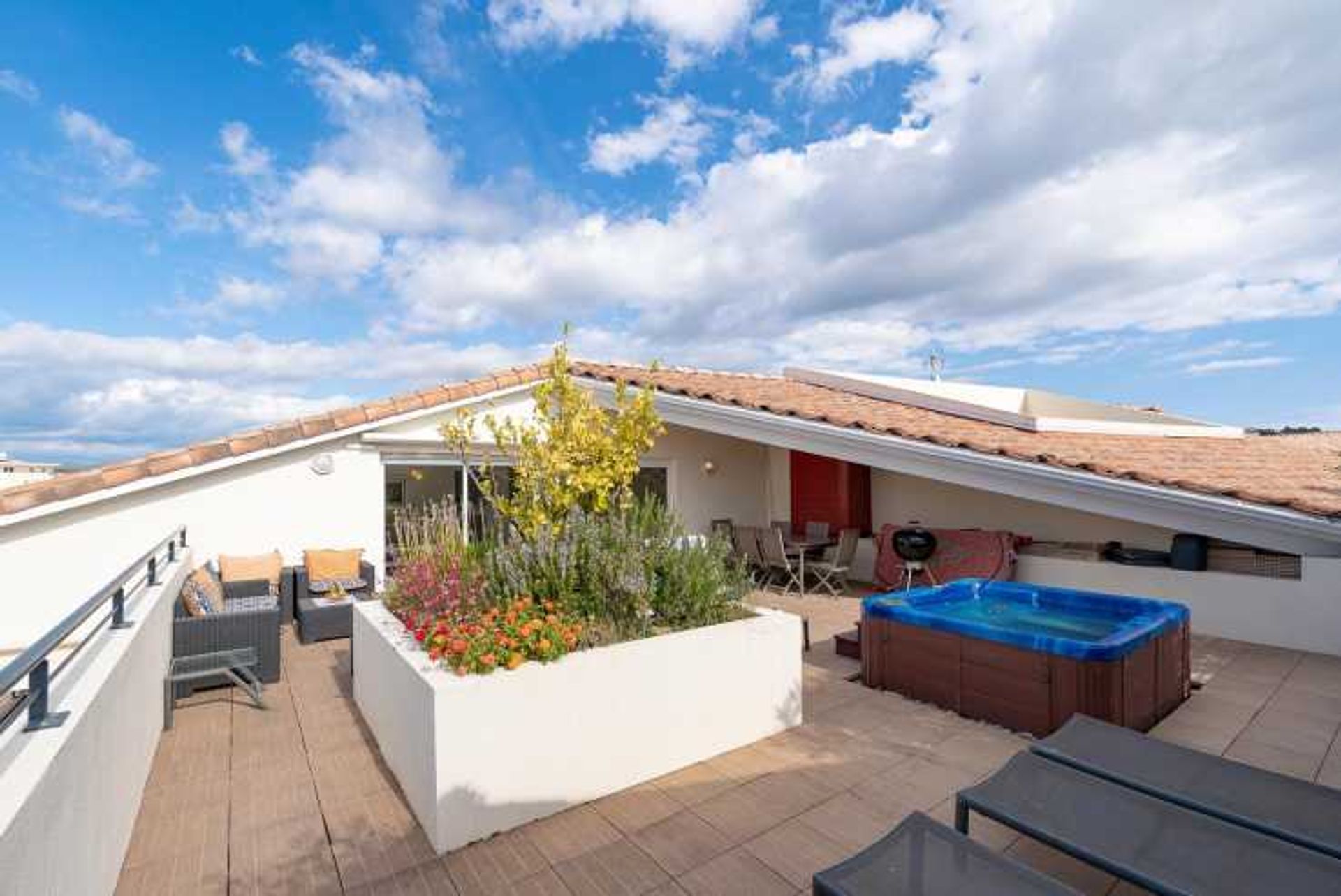 Кондоминиум в Saint-Raphael, Provence-Alpes-Cote d'Azur 10836877