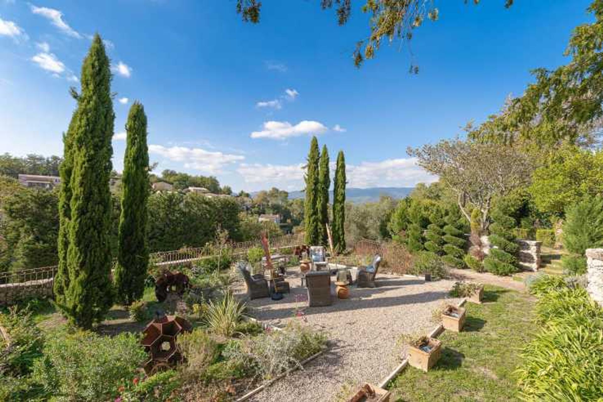 Haus im Saint-Paul-en-Forêt, Provence-Alpes-Côte d'Azur 10836895