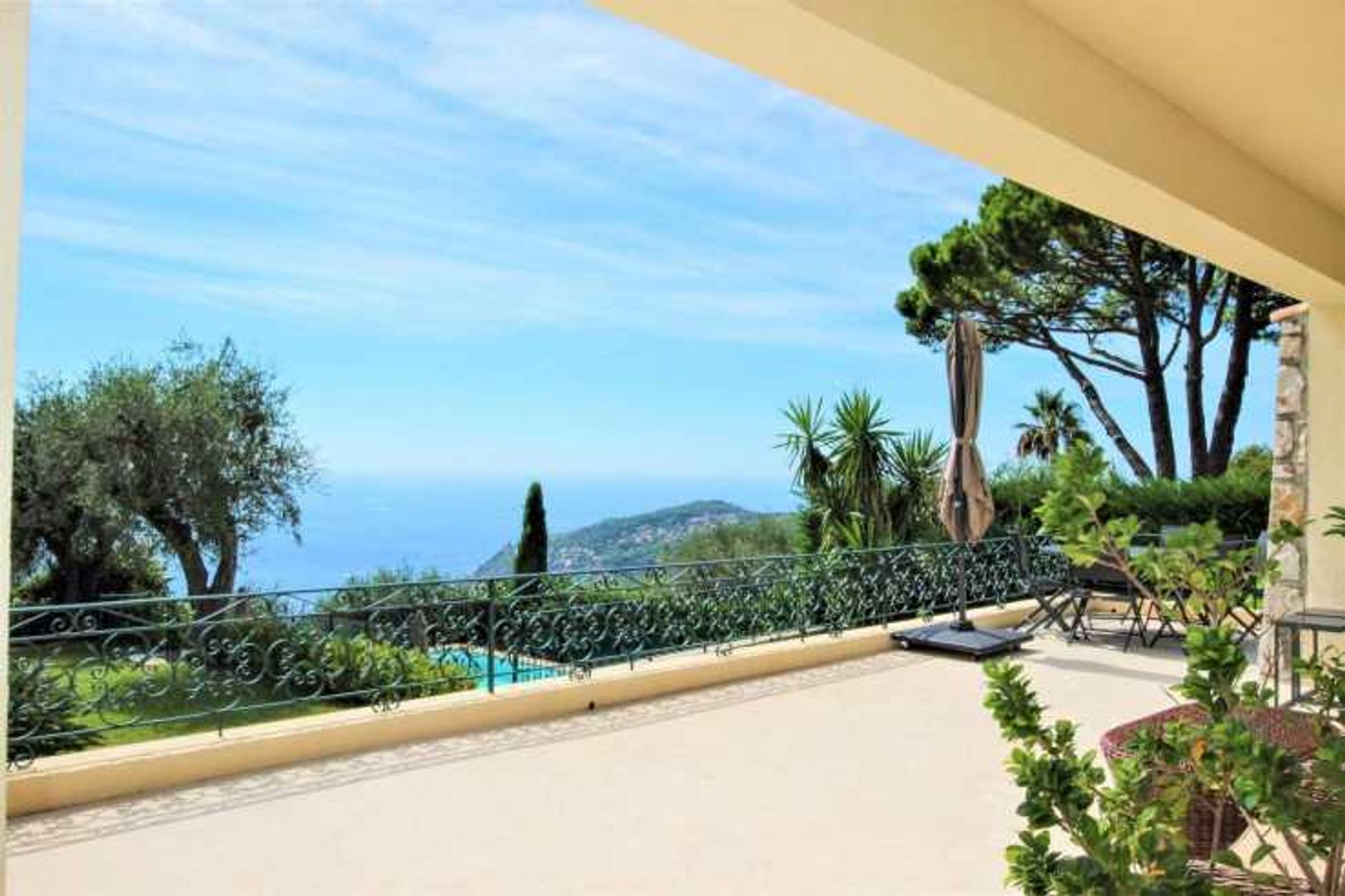 Будинок в Villefranche-sur-Mer, Provence-Alpes-Côte d'Azur 10836914