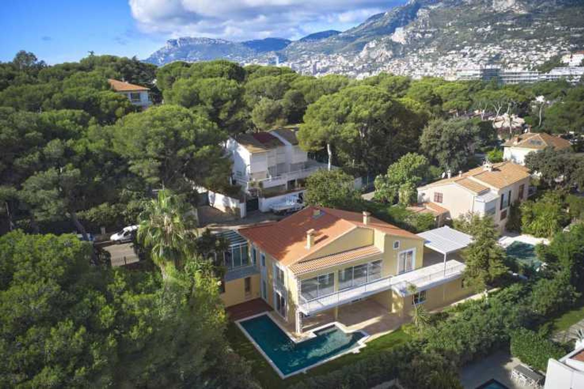 House in Cap Martin, Provence-Alpes-Cote d'Azur 10836919