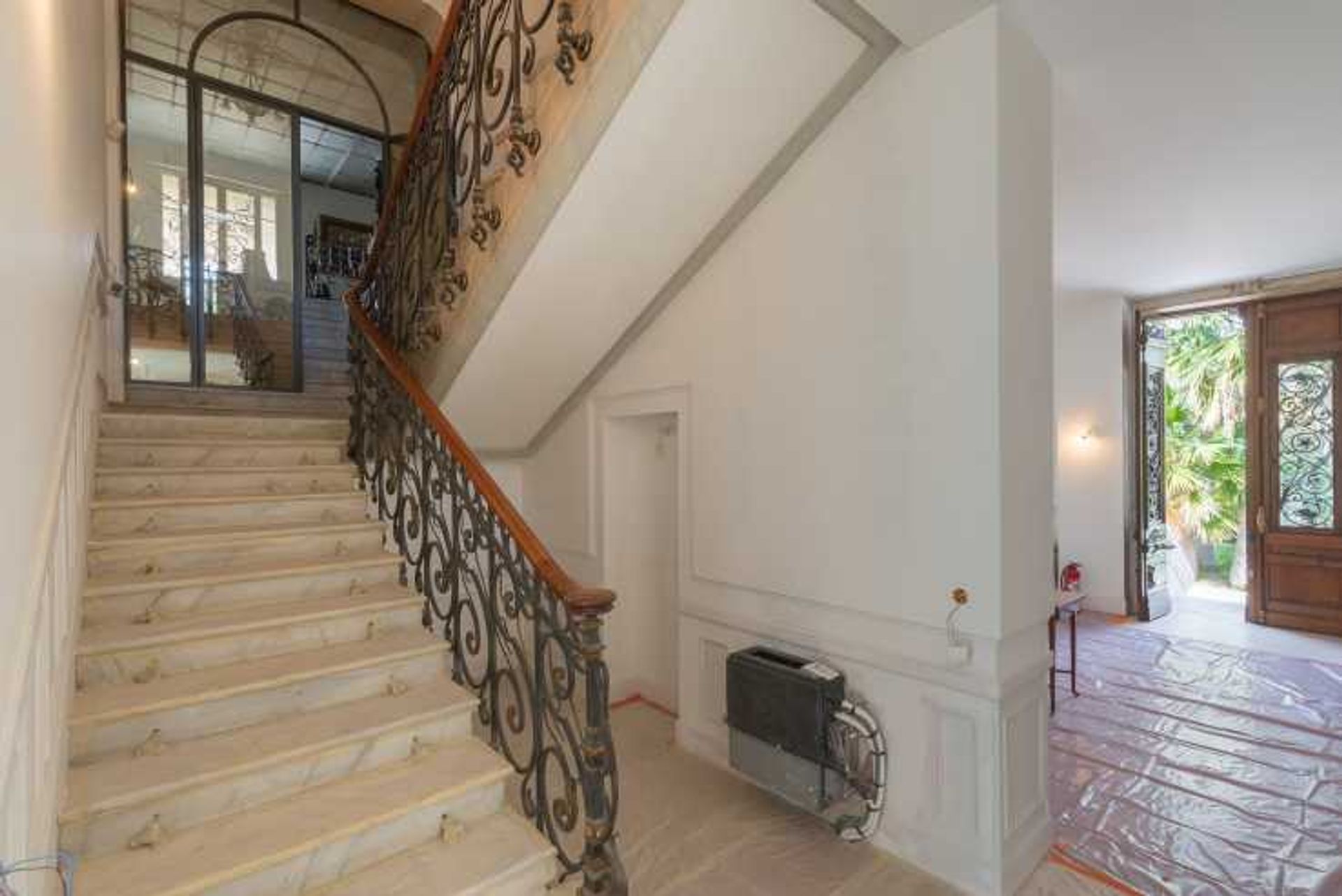 Rumah di Nice, Provence-Alpes-Cote d'Azur 10836948