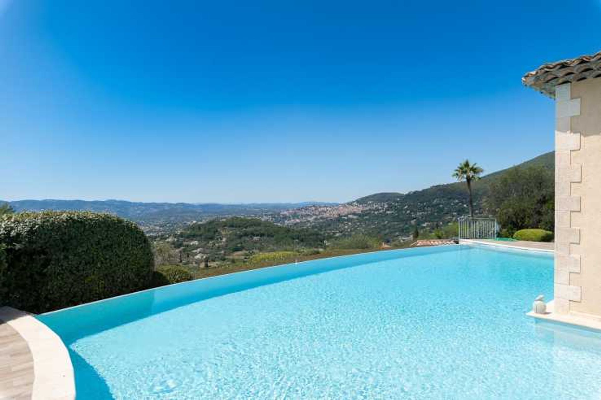 House in Châteauneuf, Provence-Alpes-Côte d'Azur 10837058