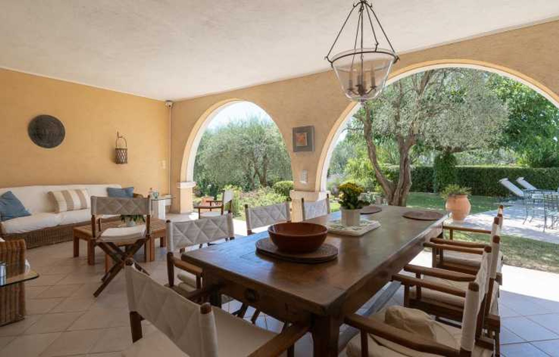 Huis in Chateauneuf-Grasse, Provence-Alpes-Côte d'Azur 10837058