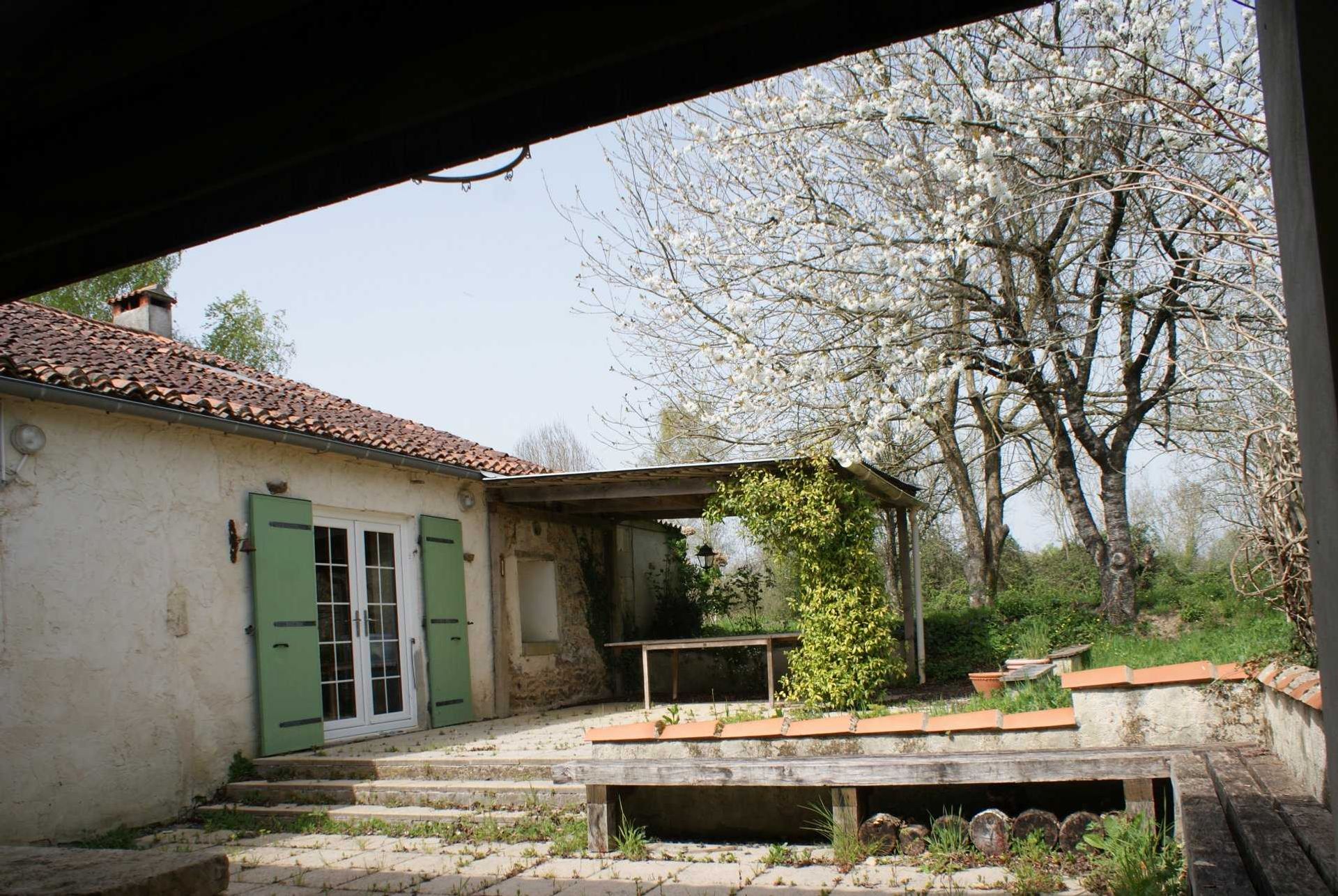 Rumah di Foussais-Payré, Pays de la Loire 10837071