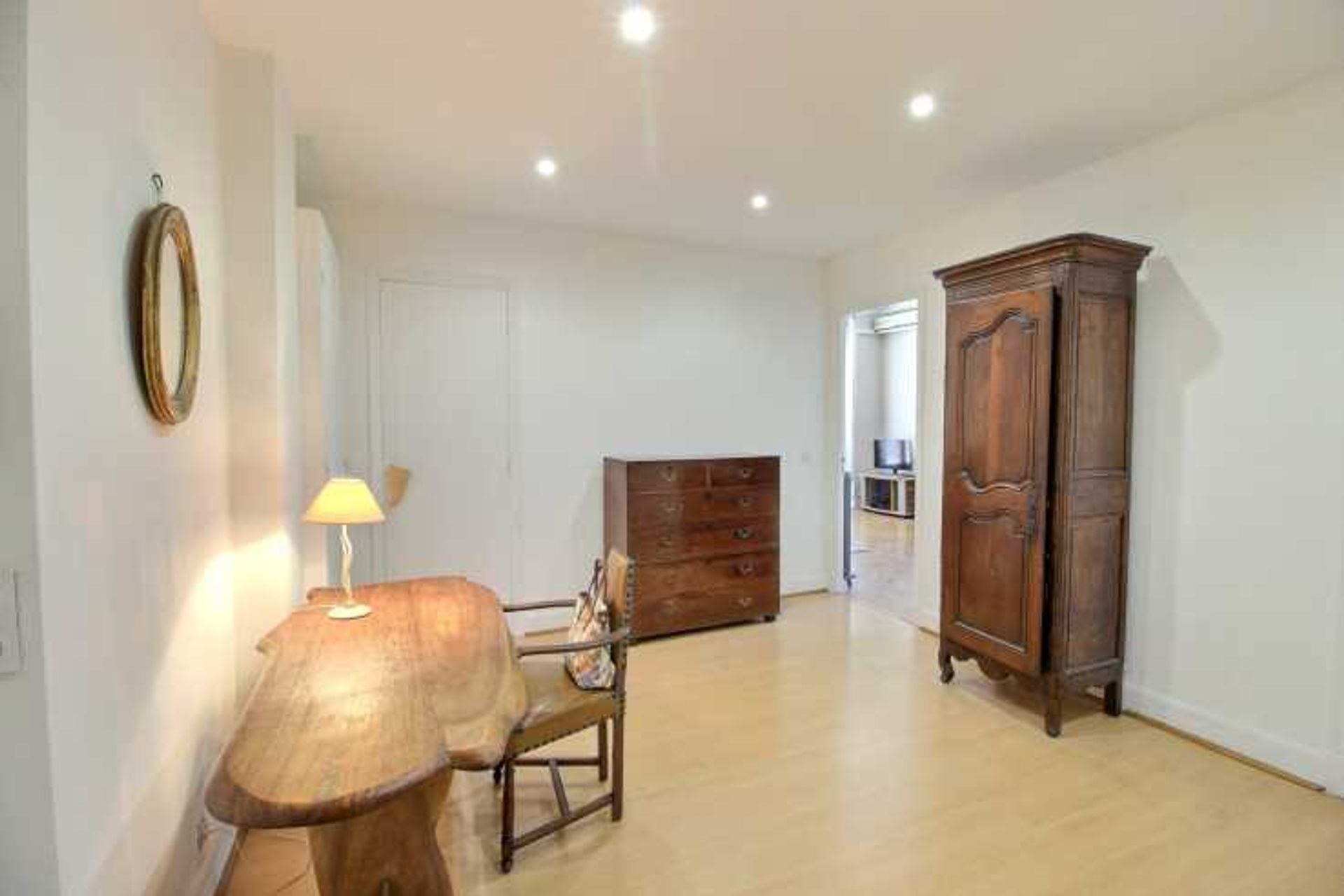 Condominium in Nice, Provence-Alpes-Côte d'Azur 10837093