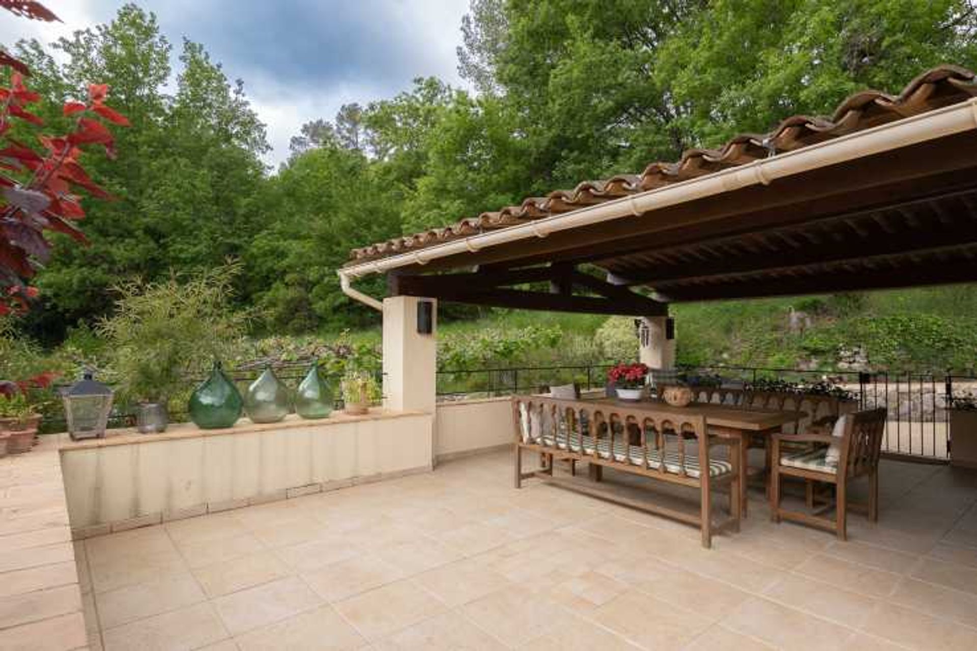 Hus i Le Bar-sur-Loup, Provence-Alpes-Côte d'Azur 10837151