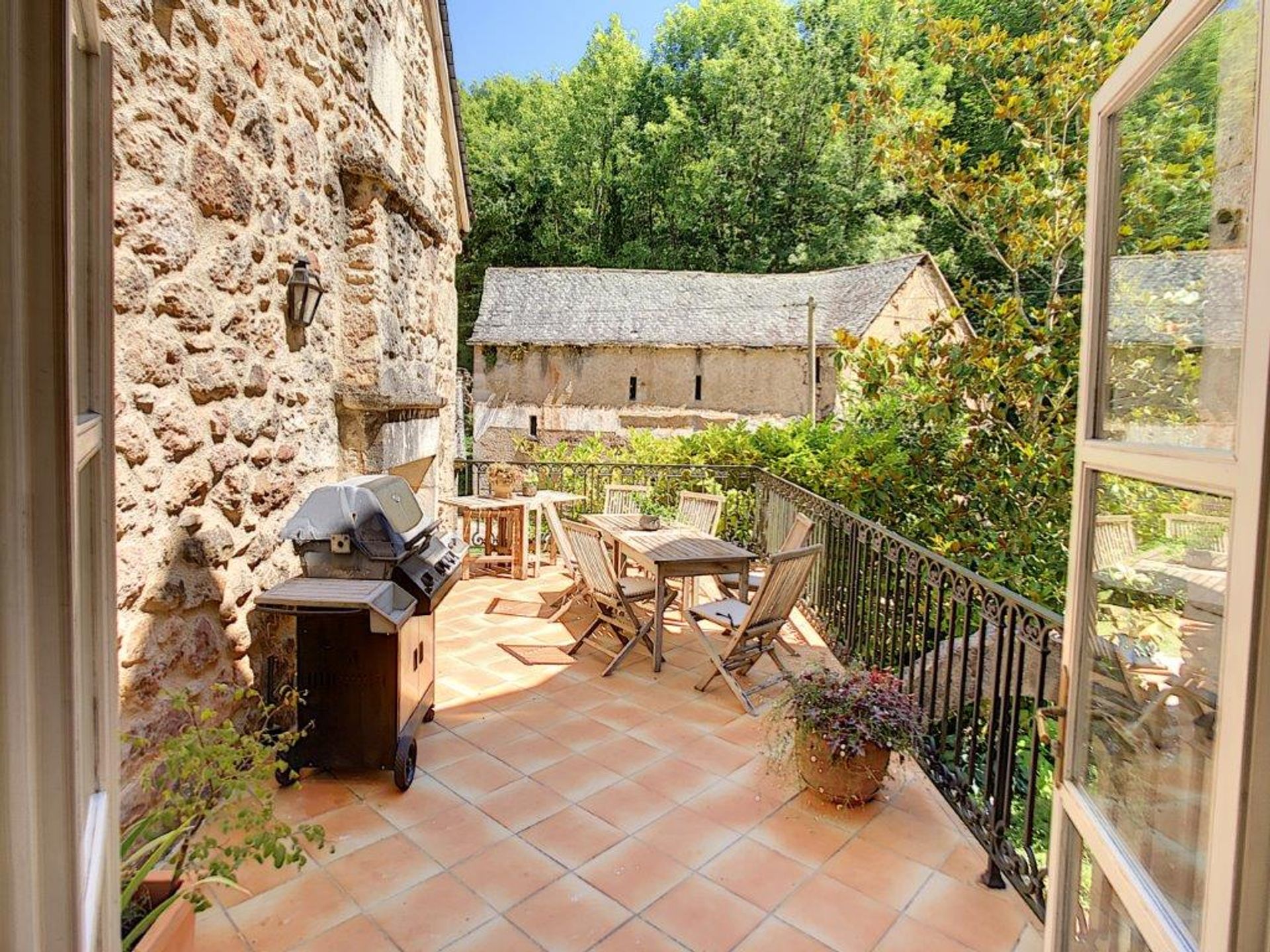 Andere in Saint-Antonin-Noble-Val, Occitanie 10837240