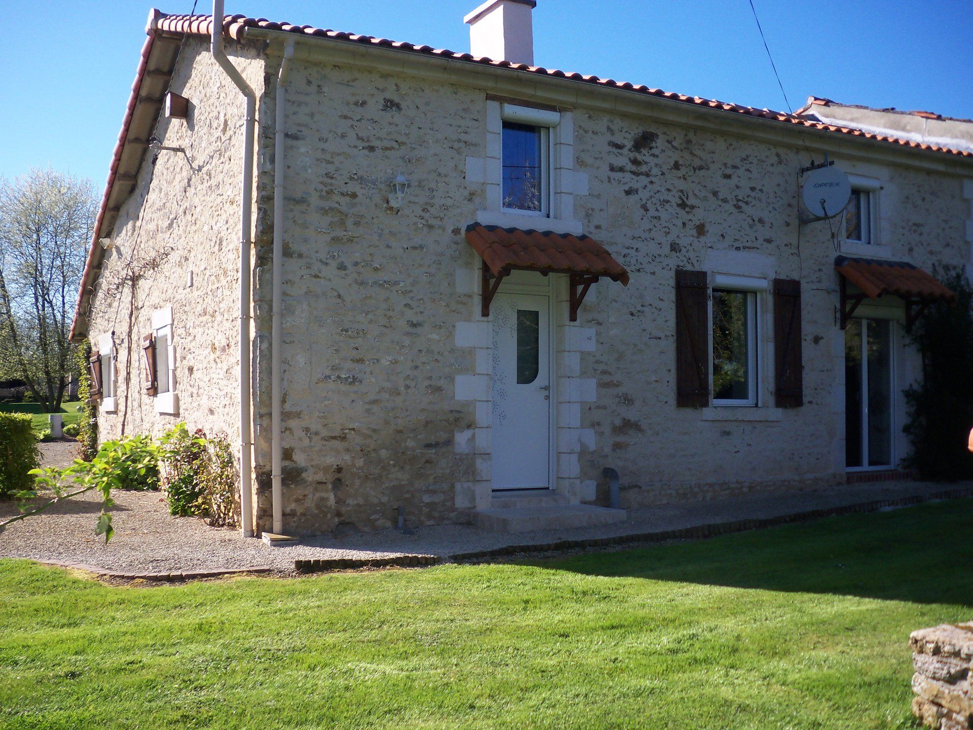 Huis in Saint-Laurent-de-la-Salle, Pays de la Loire 10837263