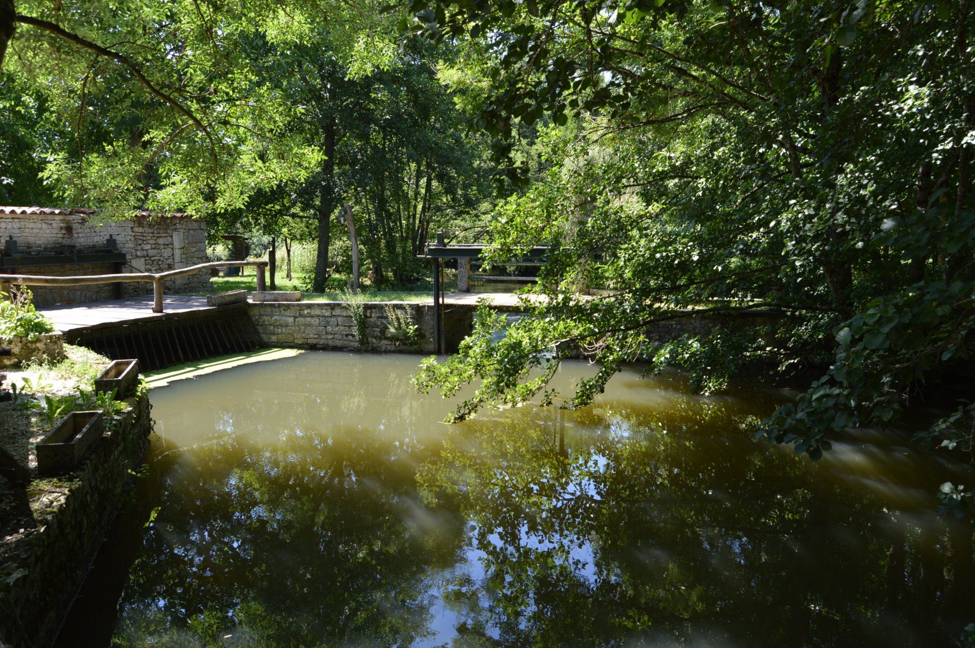 Condominium in Taizé-Aizie, Nouvelle-Aquitaine 10837280