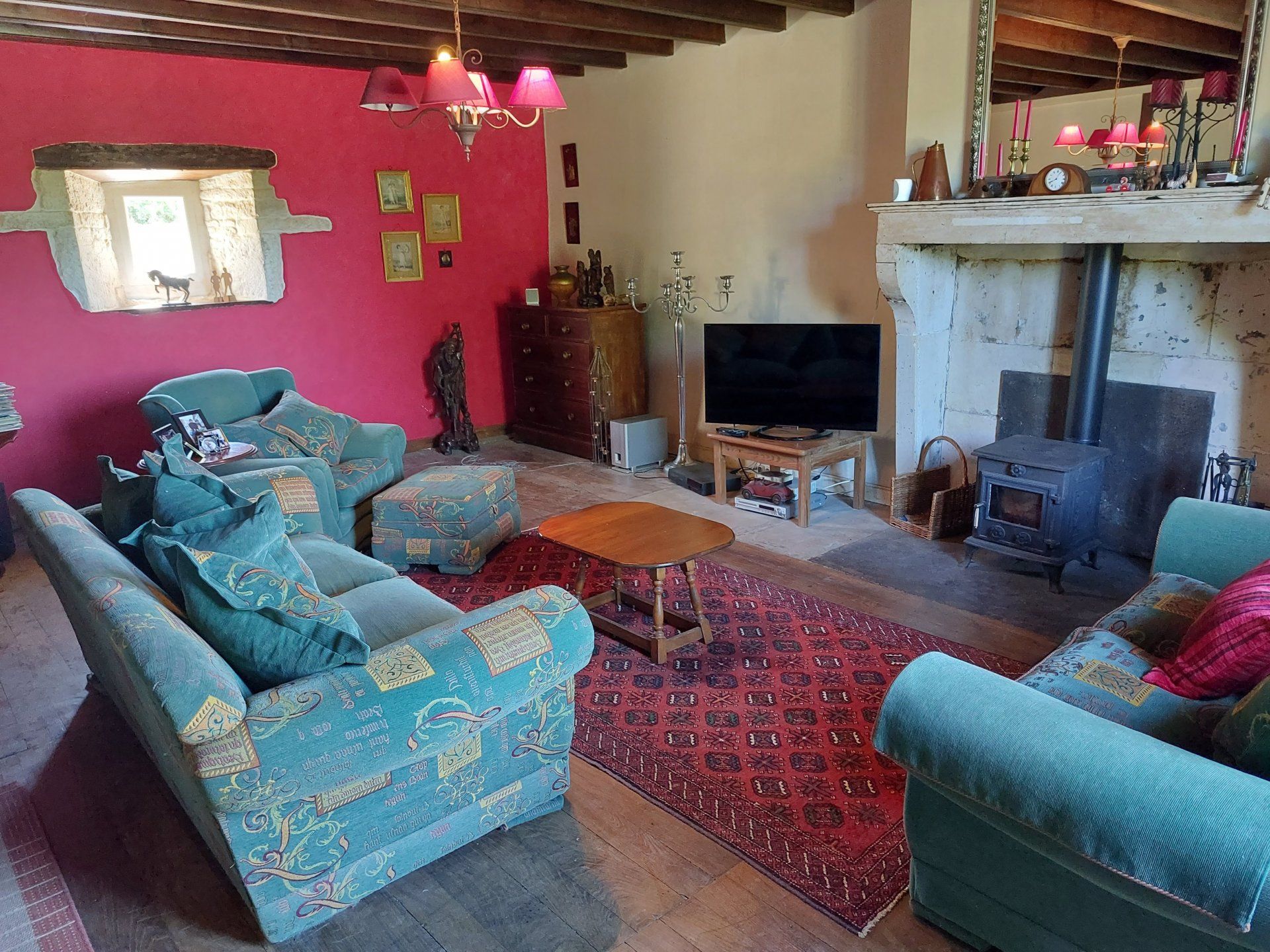 loger dans Valdelaume, Nouvelle-Aquitaine 10837285