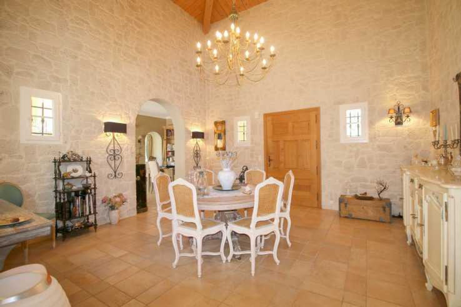 Hus i Seillans, Provence-Alpes-Côte d'Azur 10837290