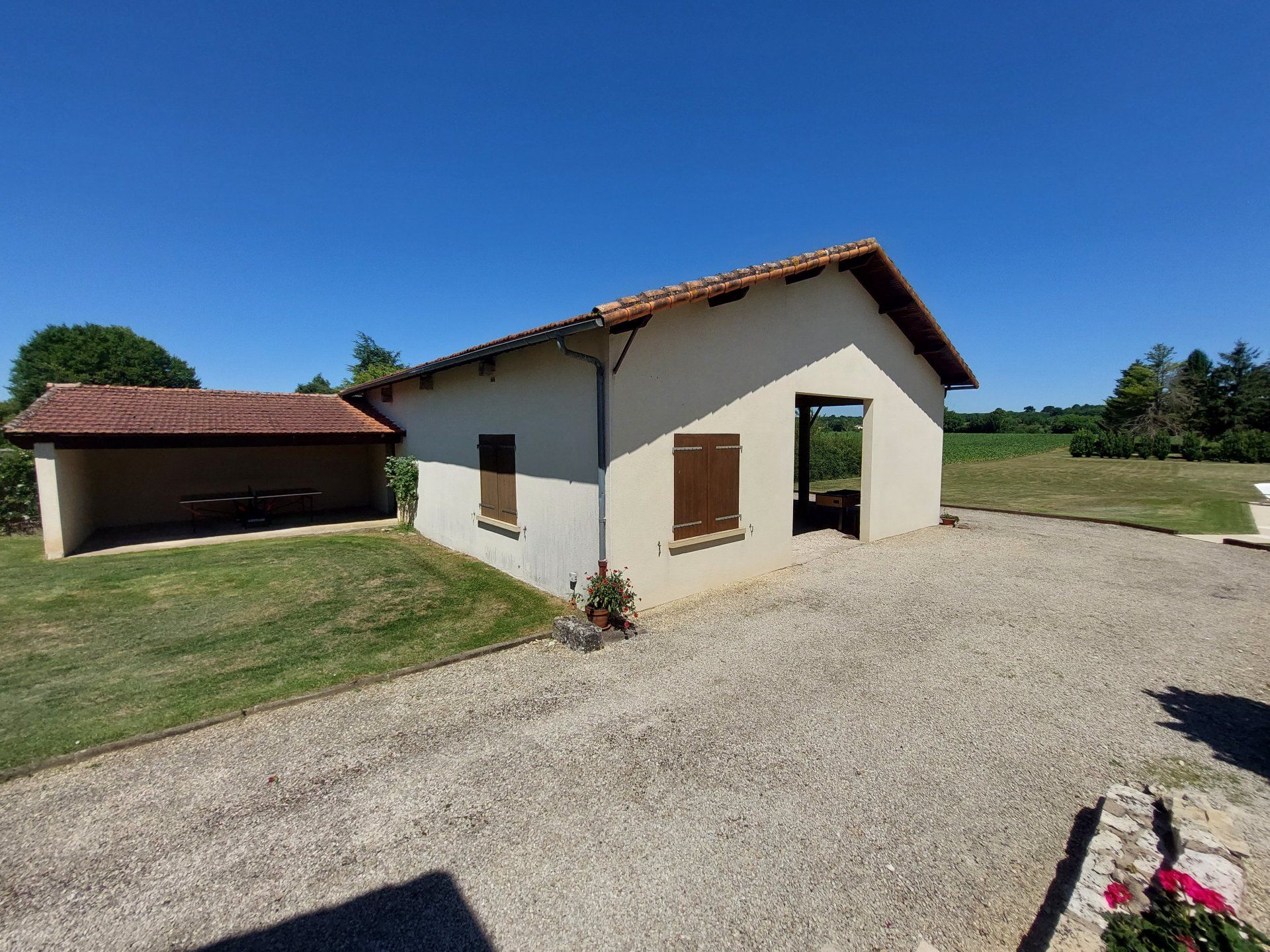 Hus i Saint-Martin-du-Clocher, Nouvelle-Aquitaine 10837291