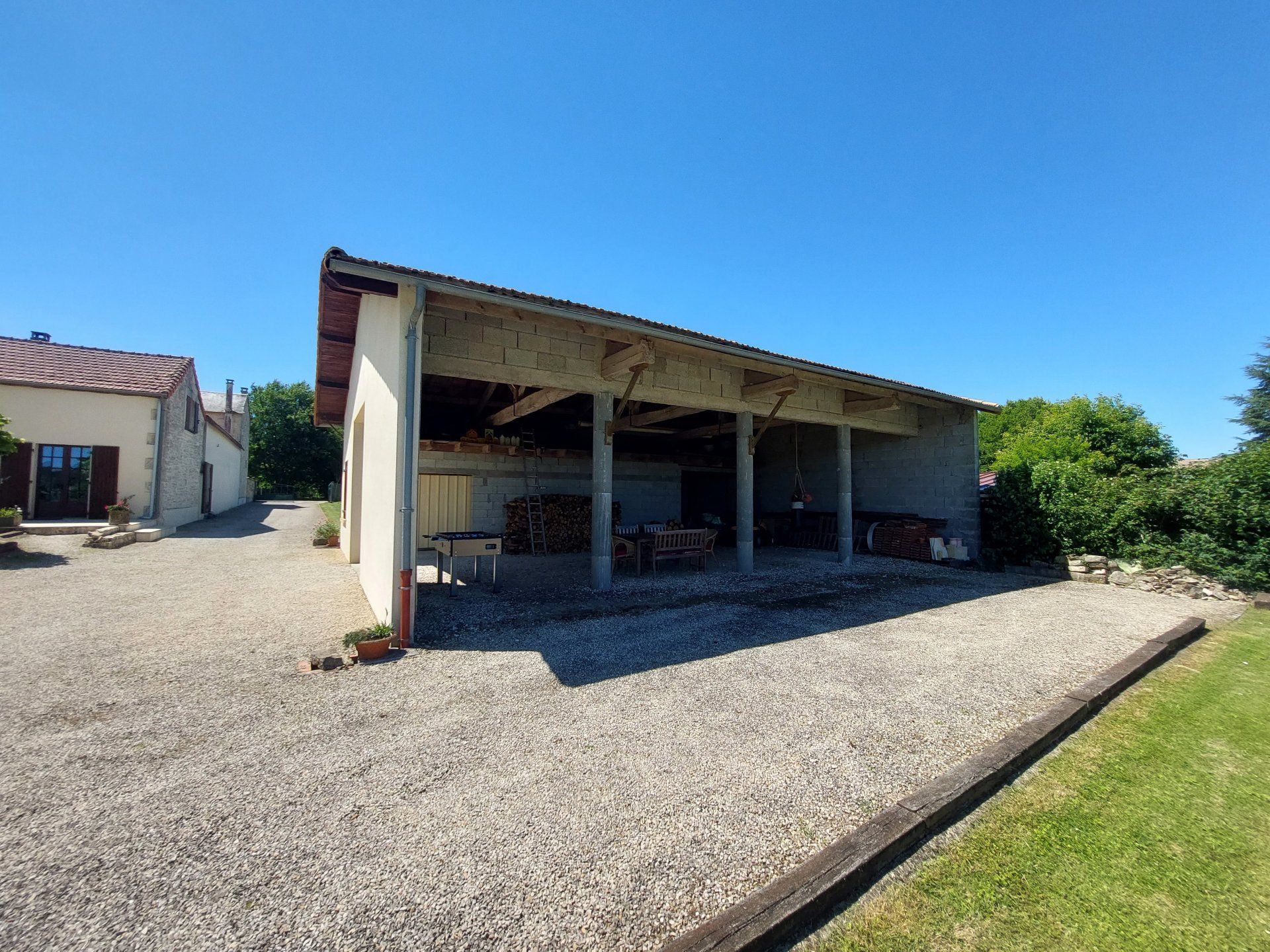 Hus i Saint-Martin-du-Clocher, Nouvelle-Aquitaine 10837291