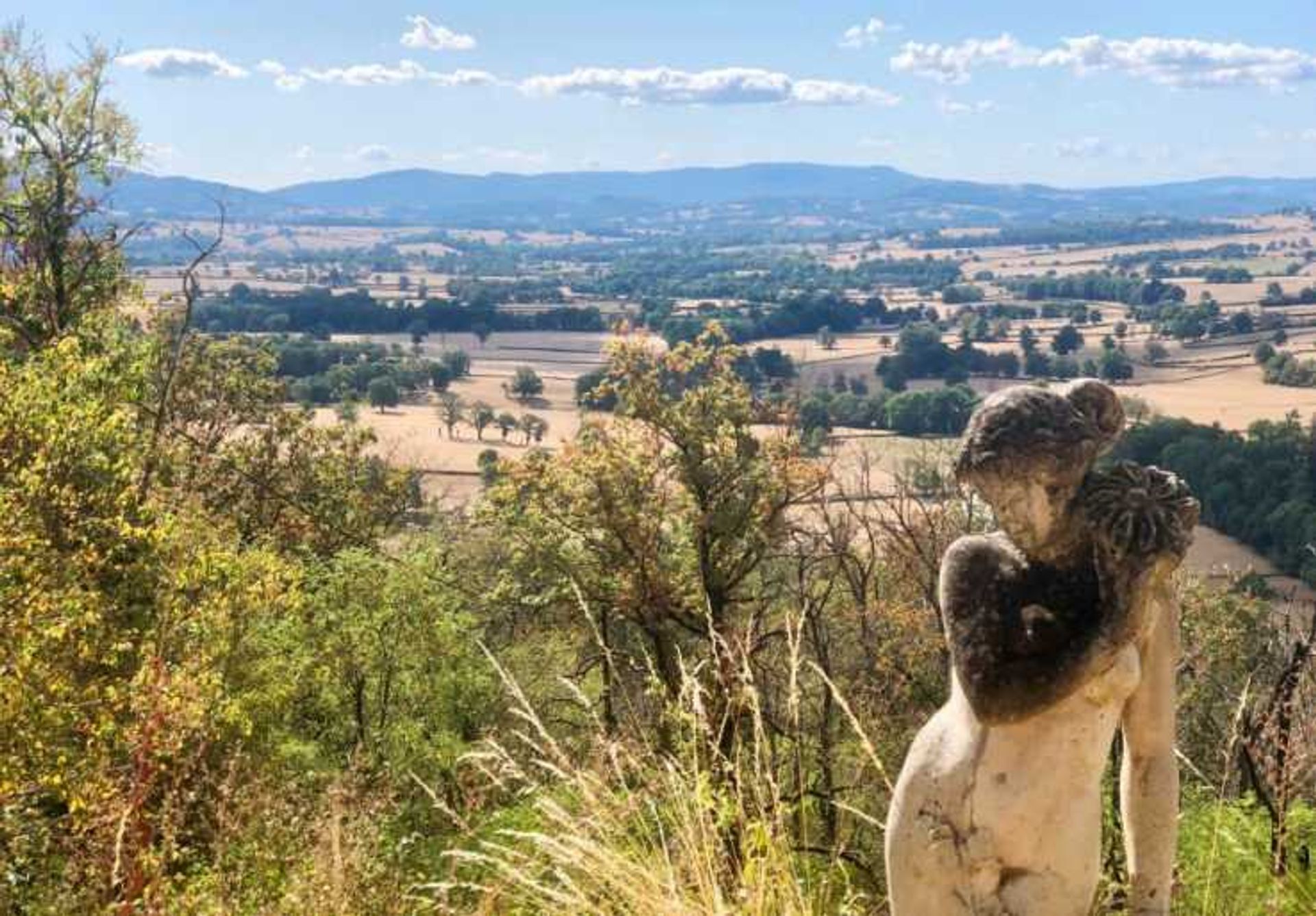 其他 在 Autun, Bourgogne-Franche-Comté 10837304