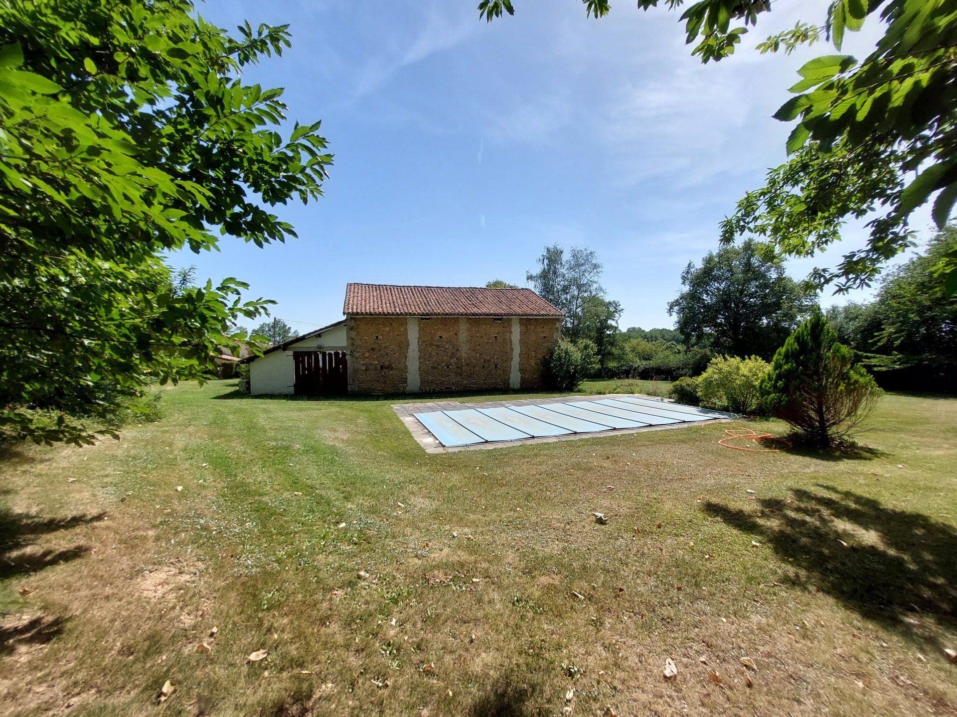 casa en Valence, Nouvelle-Aquitaine 10837338