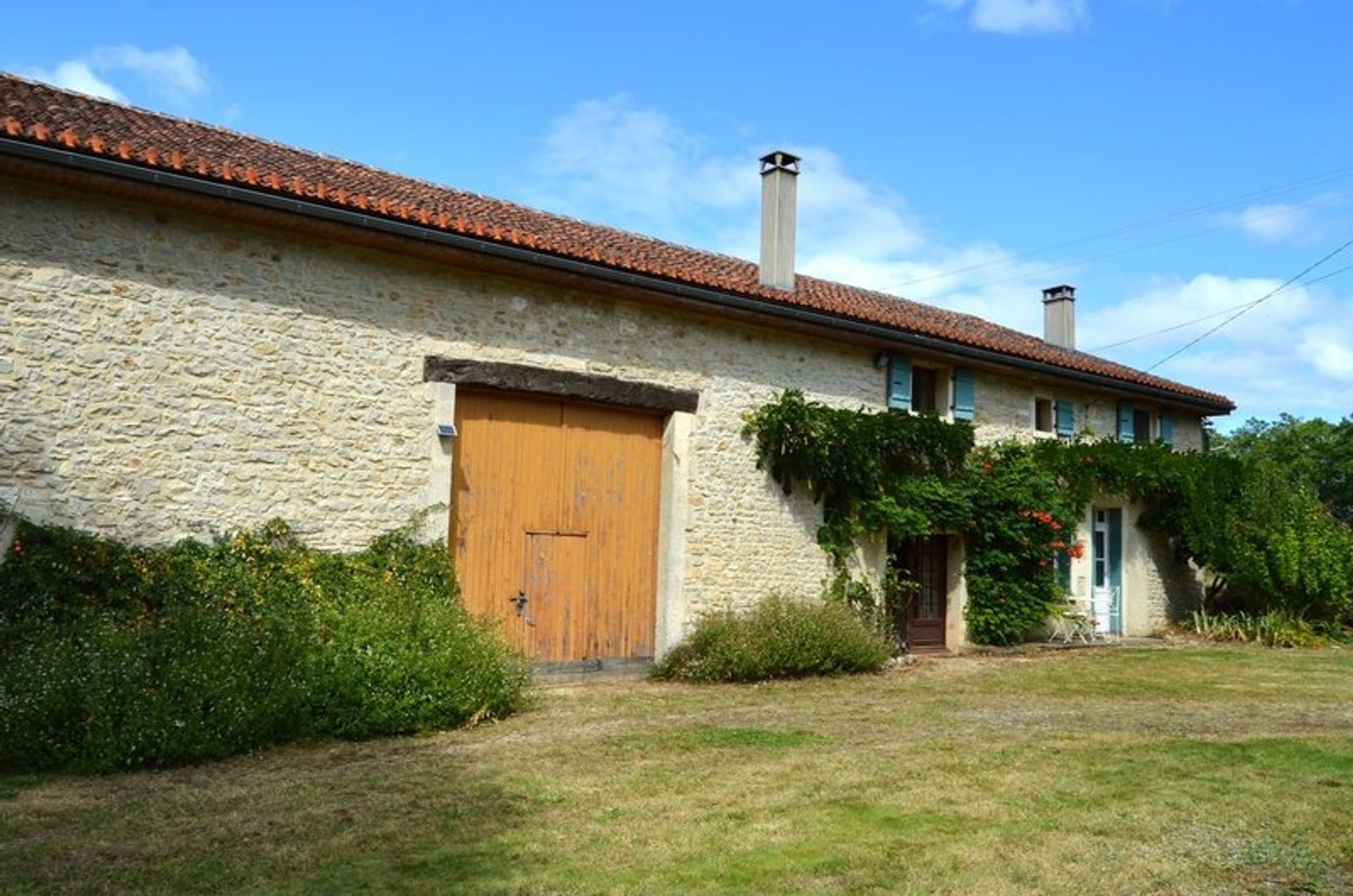 Andet i Cellefrouin, Nouvelle-Aquitaine 10837341