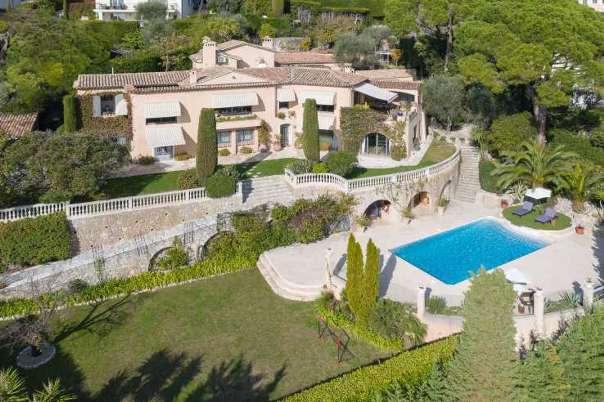 casa no Mougins, Provença-Alpes-Costa Azul 10837344