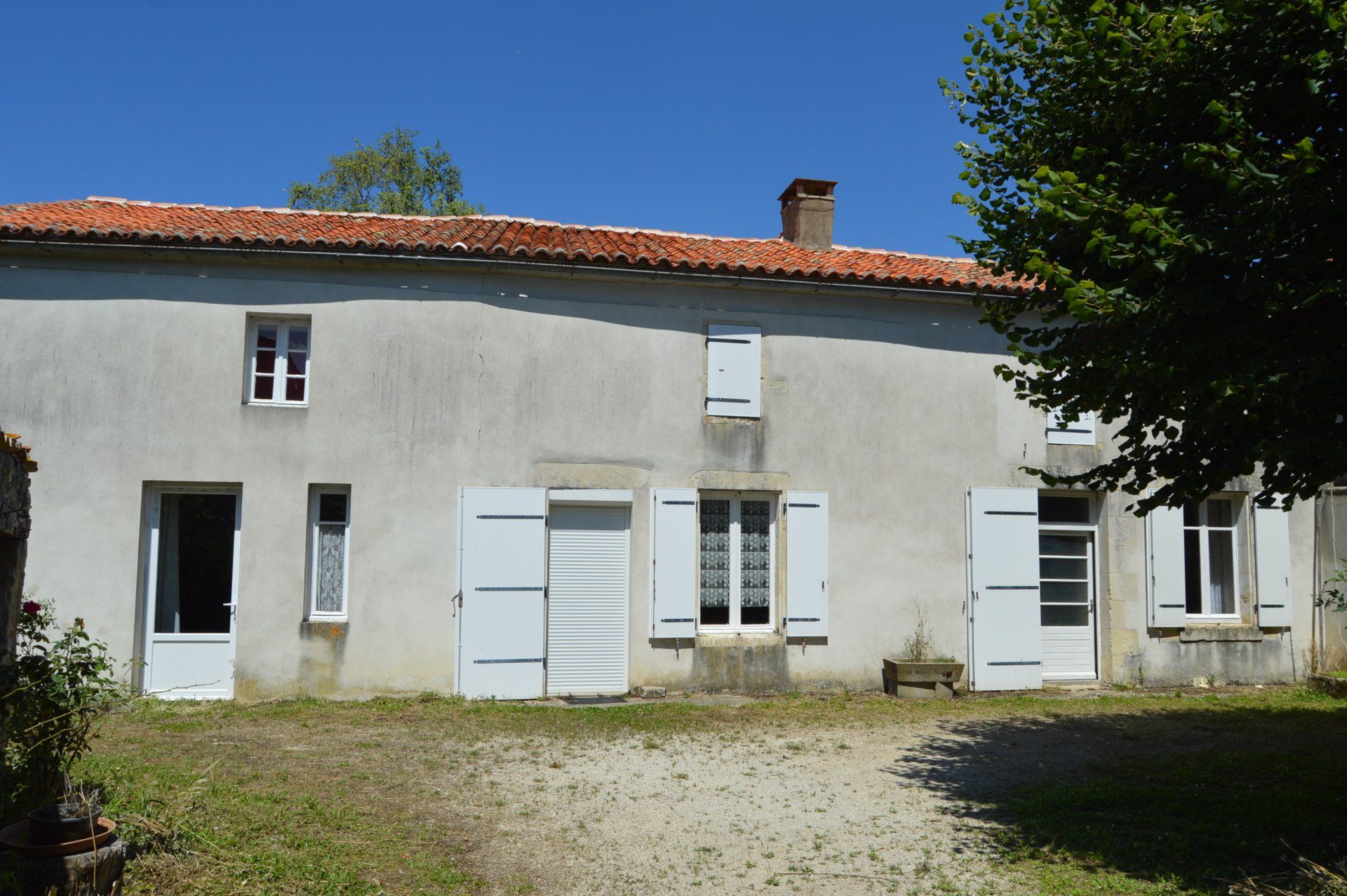 Hus i Saint-Fraigne, Nouvelle-Aquitaine 10837442