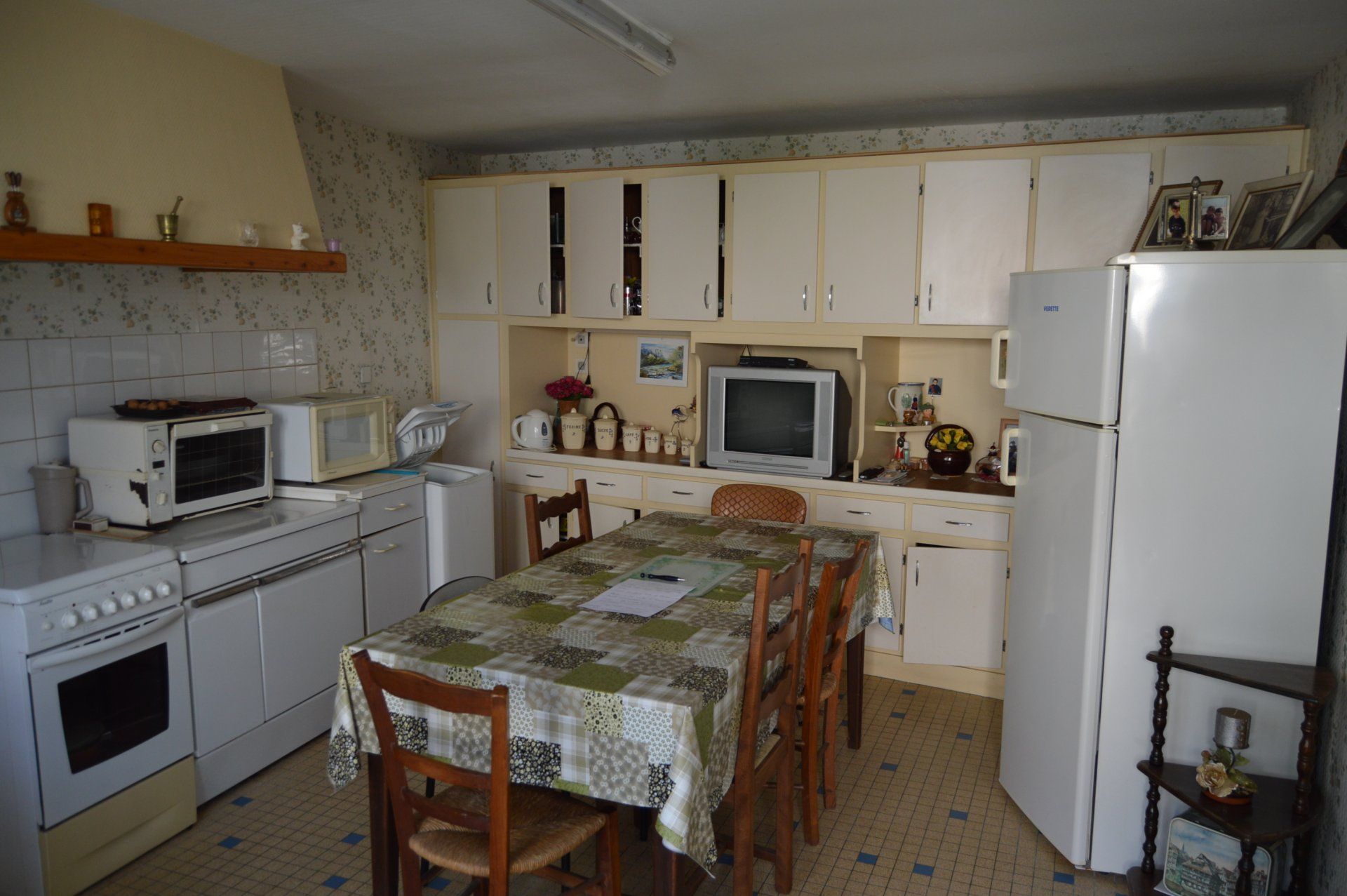 House in Montjean, Nouvelle-Aquitaine 10837450