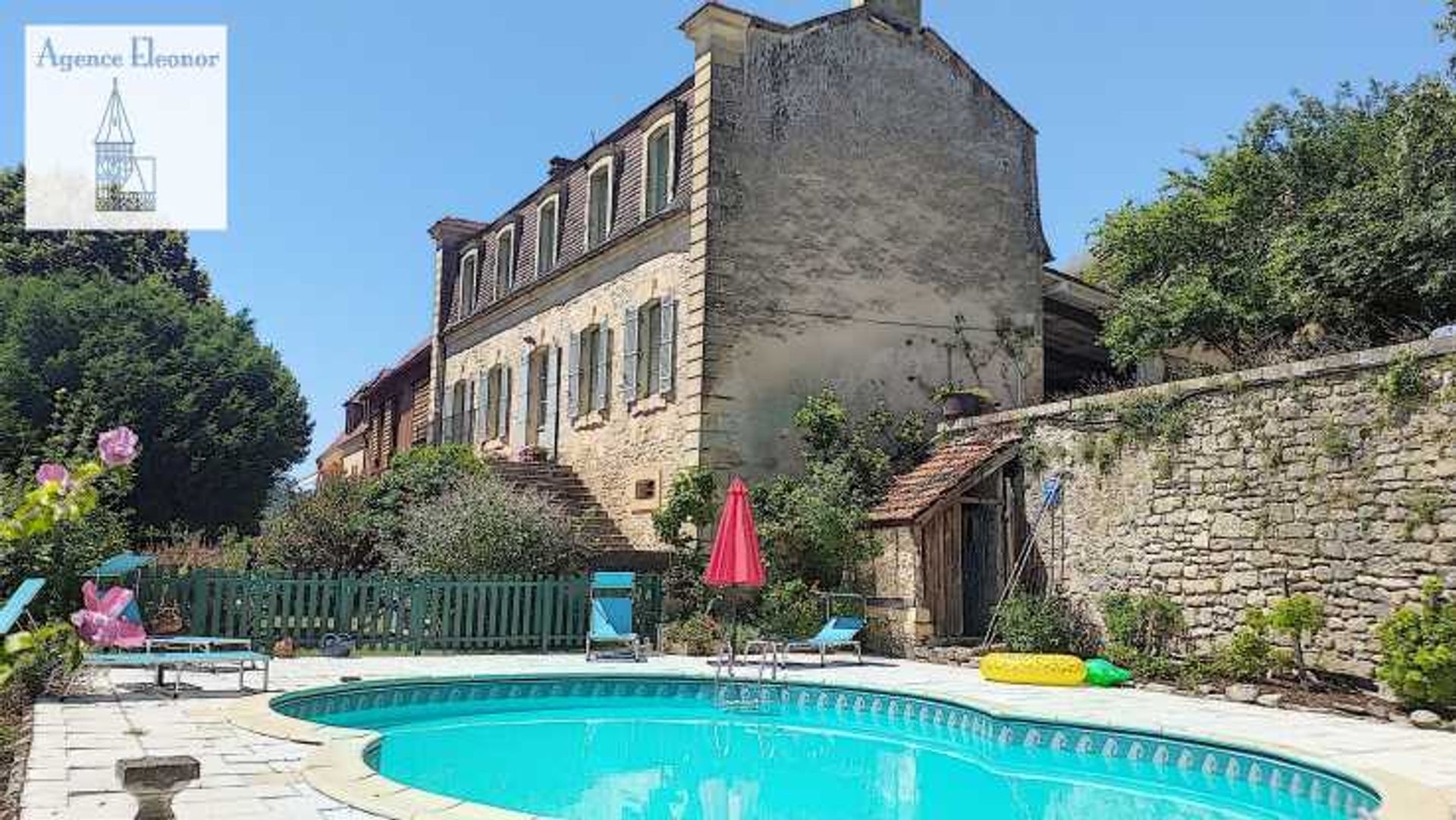 Будинок в Vezac, Nouvelle-Aquitaine 10837492