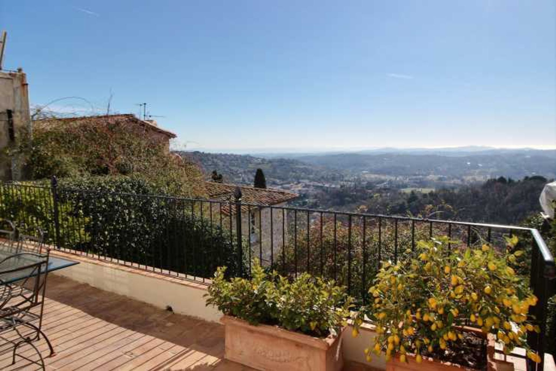 Rumah di Châteauneuf, Provence-Alpes-Côte d'Azur 10837523