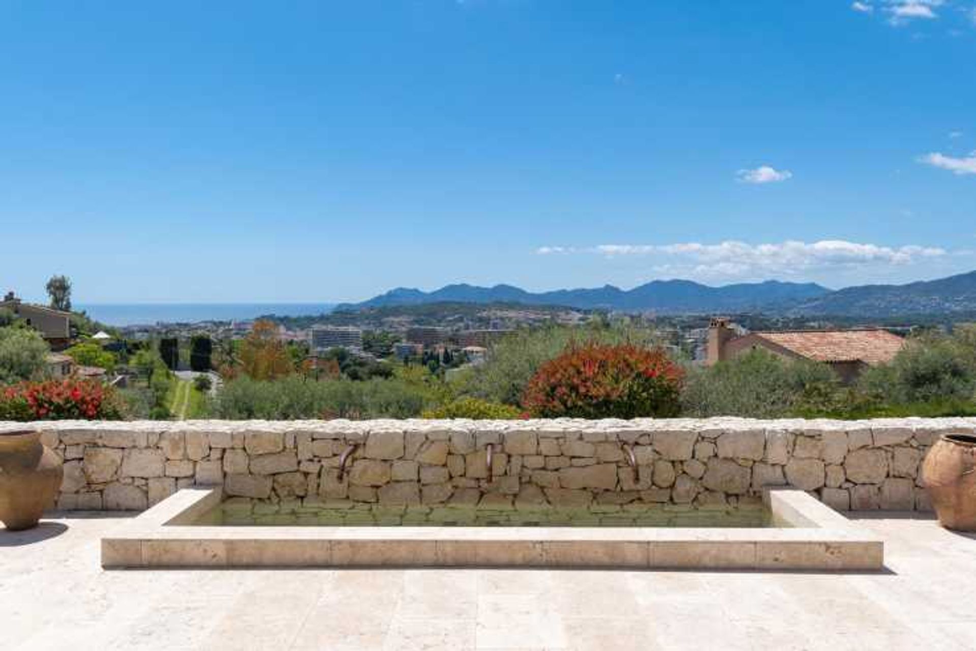 casa no Mougins, Provence-Alpes-Côte d'Azur 10837532