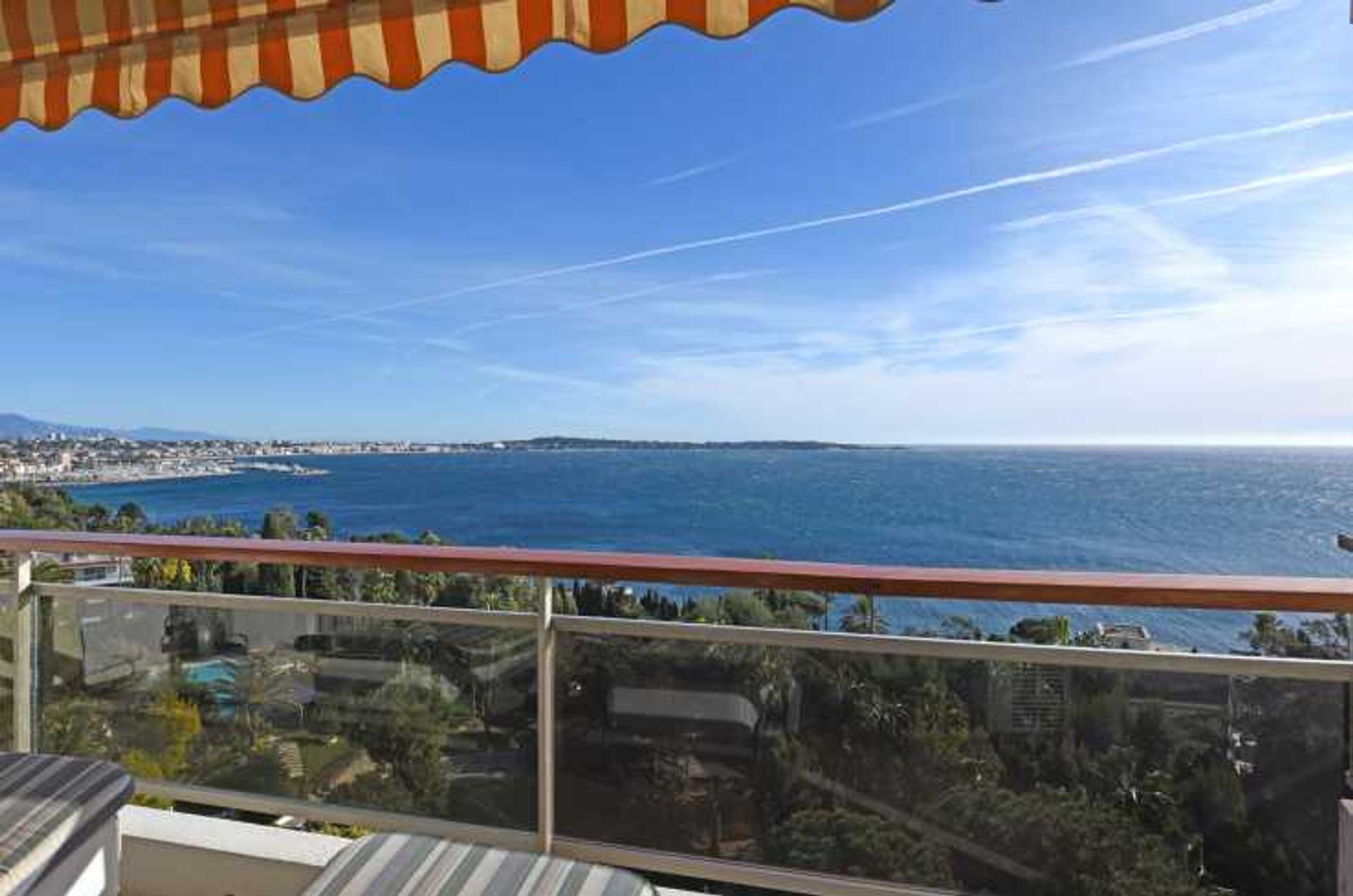 Ejerlejlighed i Cannes, Provence-Alpes-Cote d'Azur 10837546